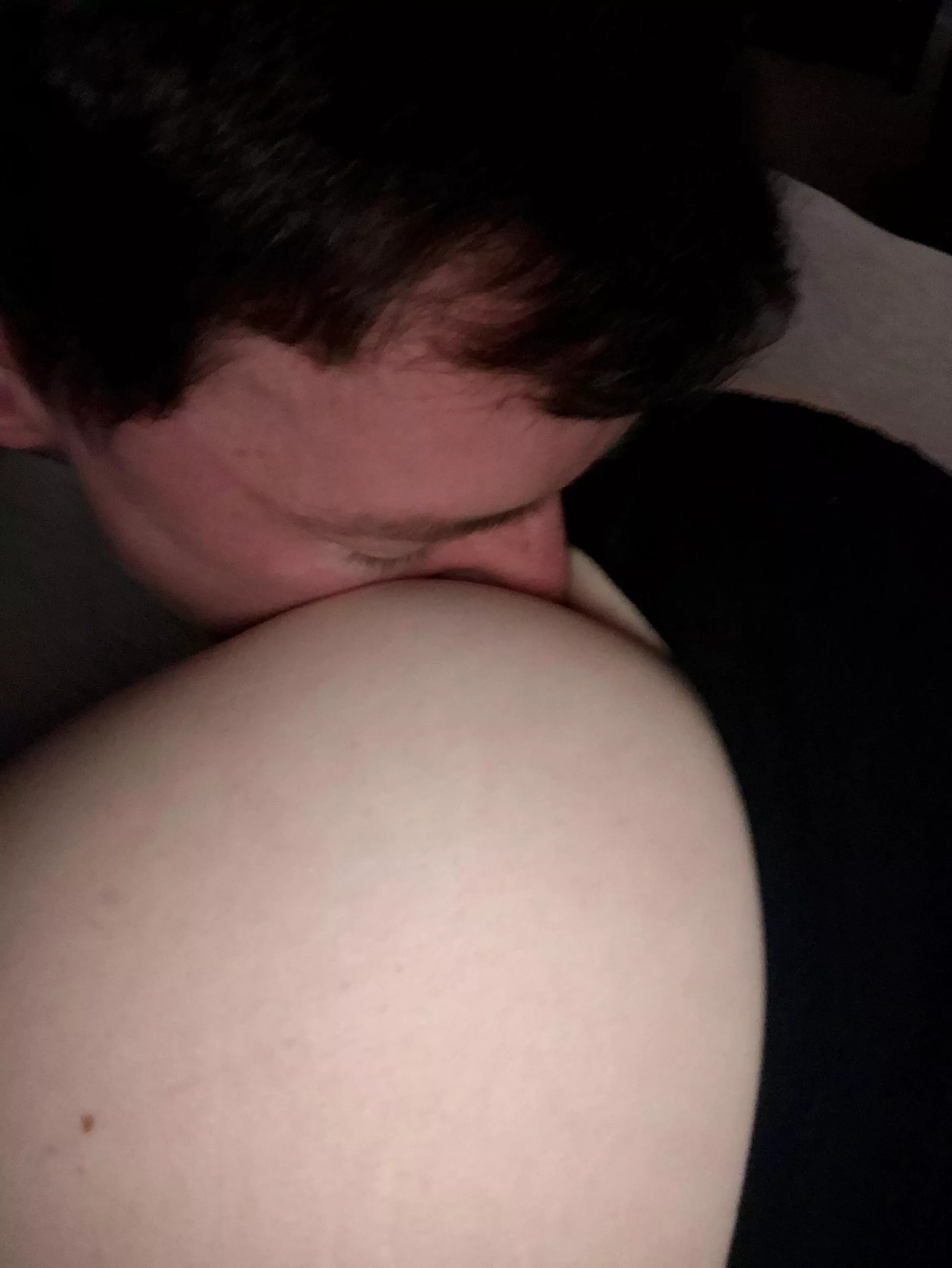 Love when he tongues me from the back 🥰🥰 who wants next?? (OC)