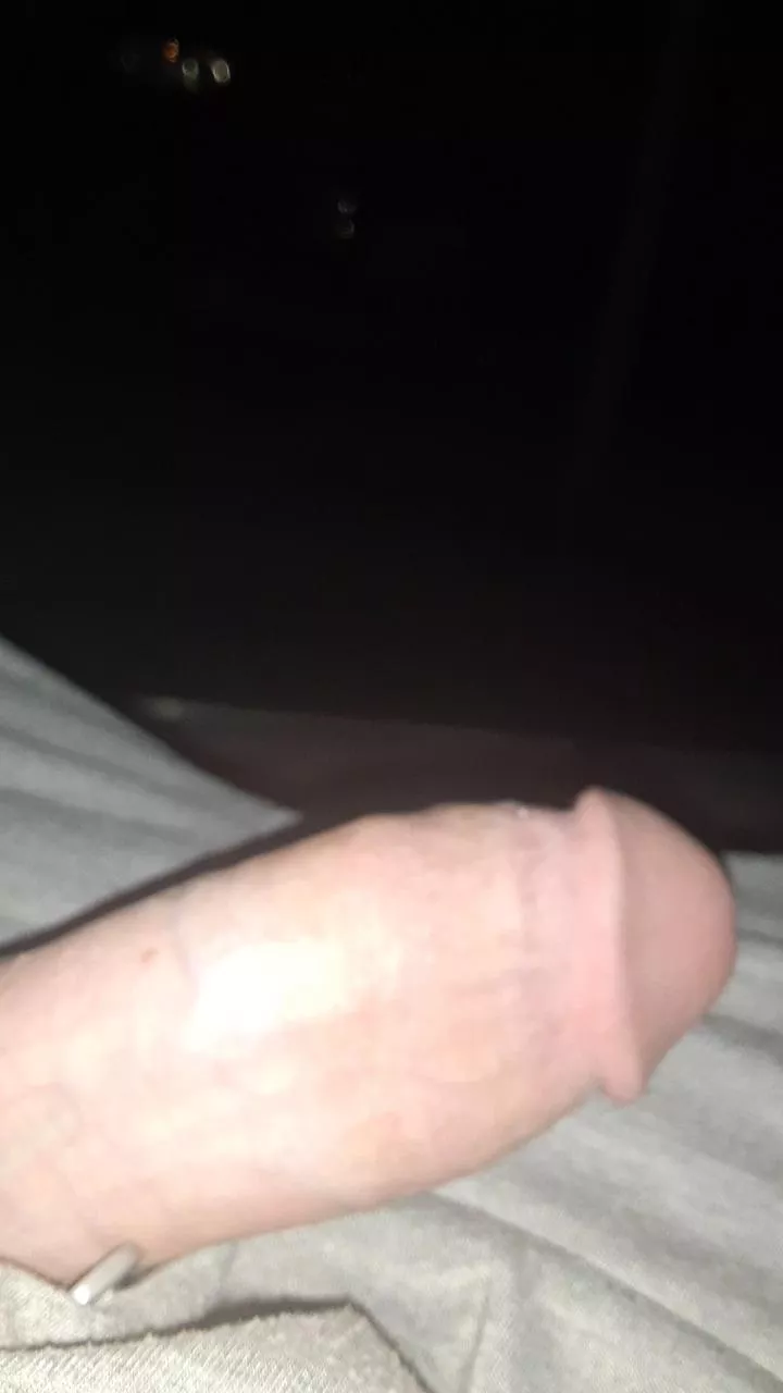 love when my dick slips out outside