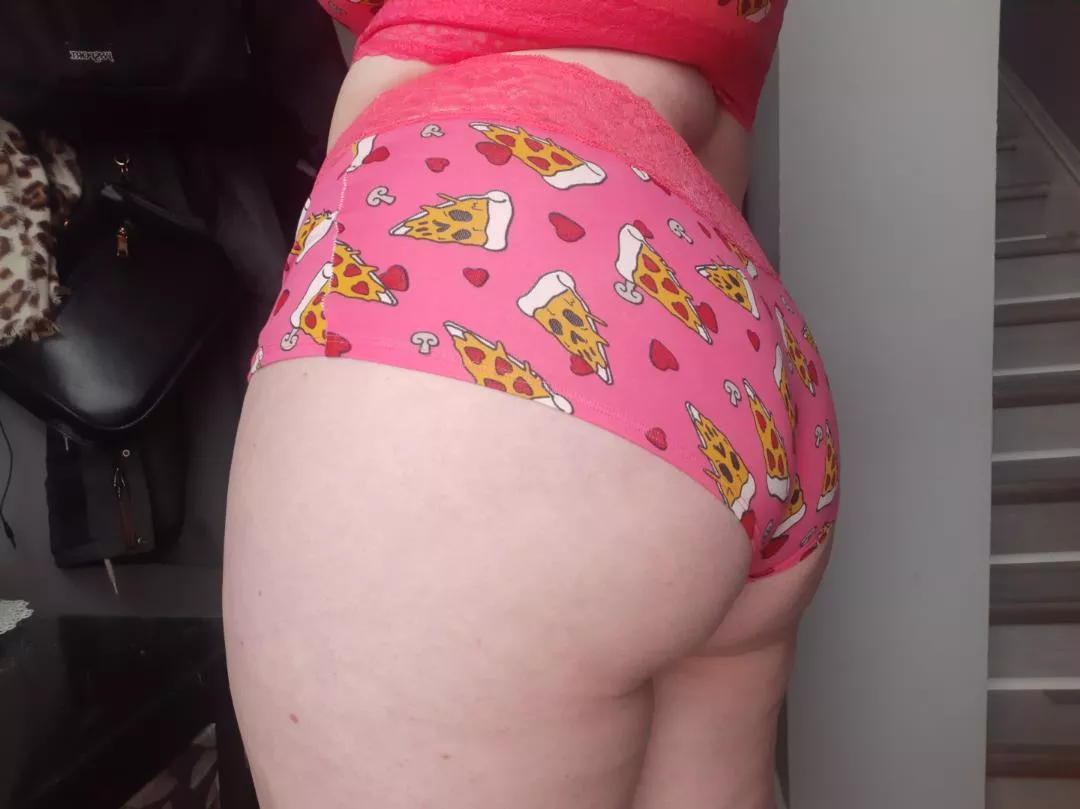 Loving my ass in these new panties