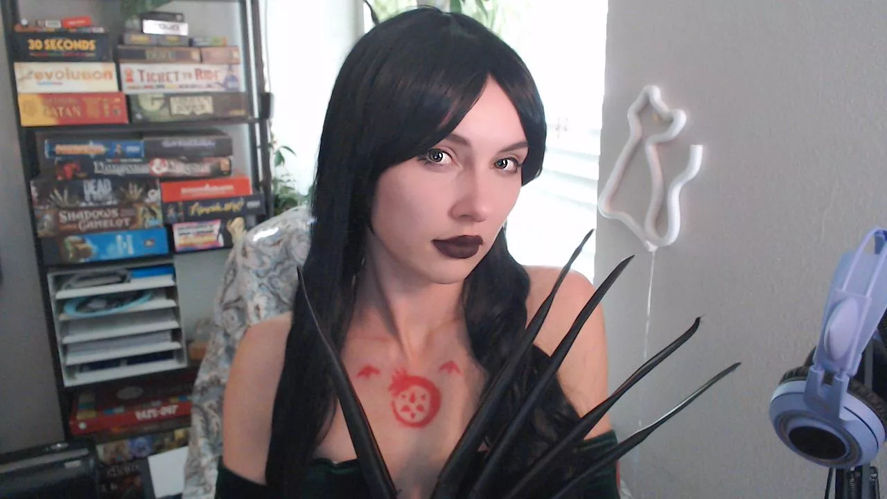 Lust from Fullmetal Alchemist Brotherhood - I drew on the tattoo with lipstick