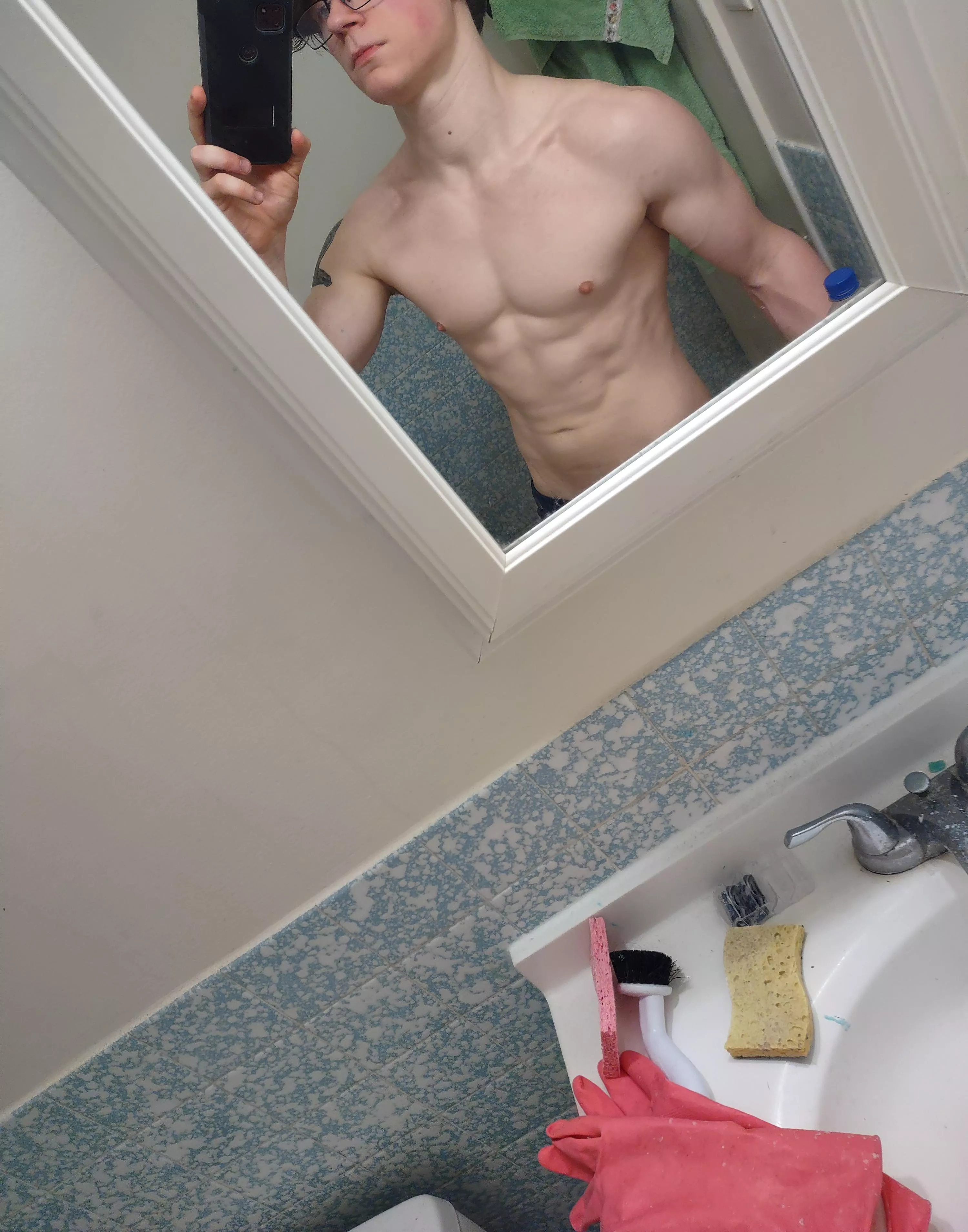 [m] 23