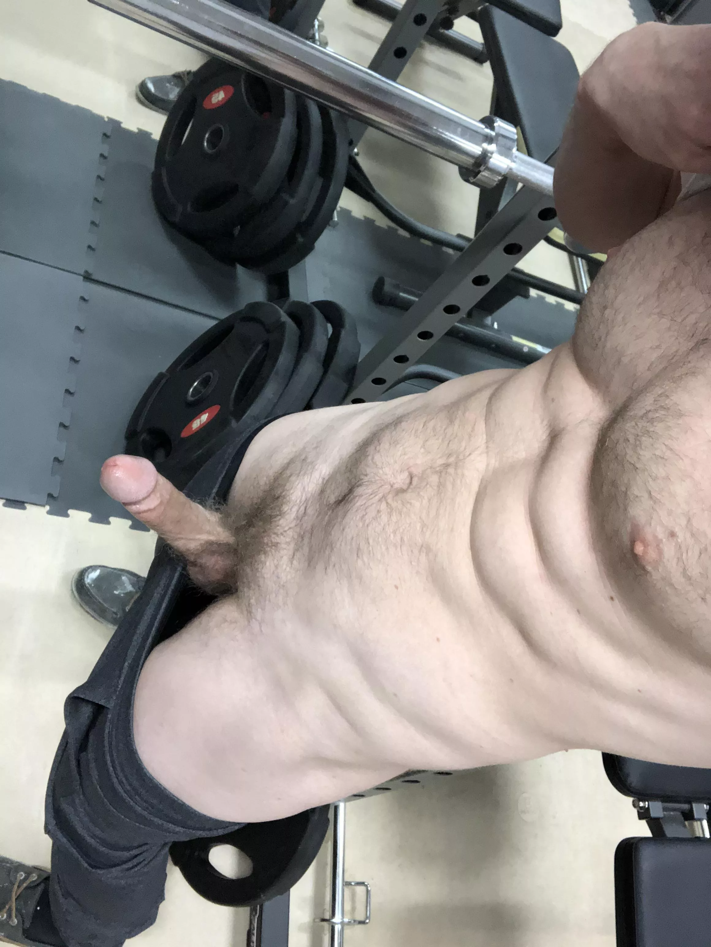 [m] 28, gym to myself lol