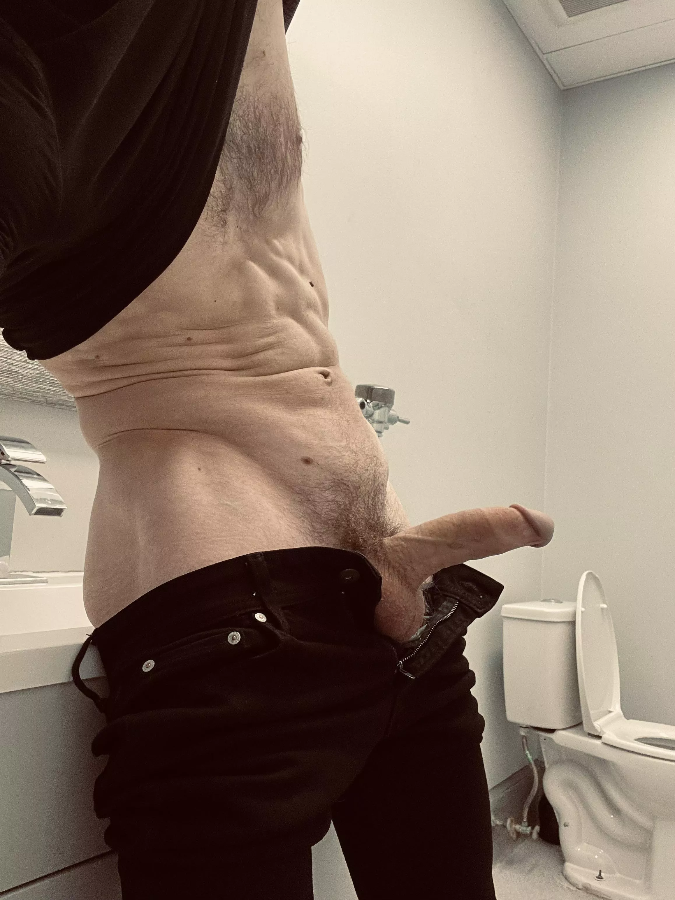 [M] 35 Everyday is core day