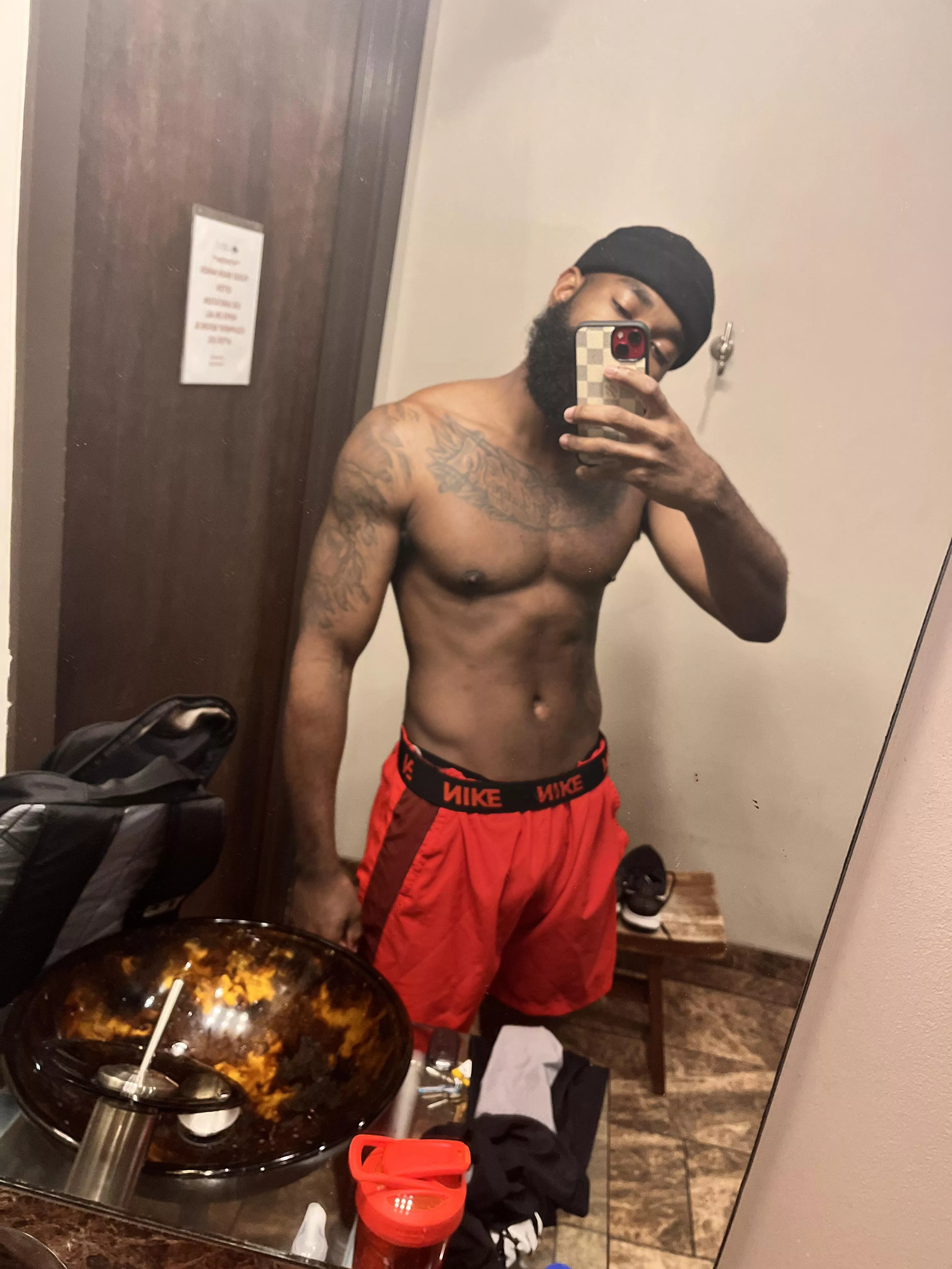 [m] gym gainz been looking great❗️do you all approve?