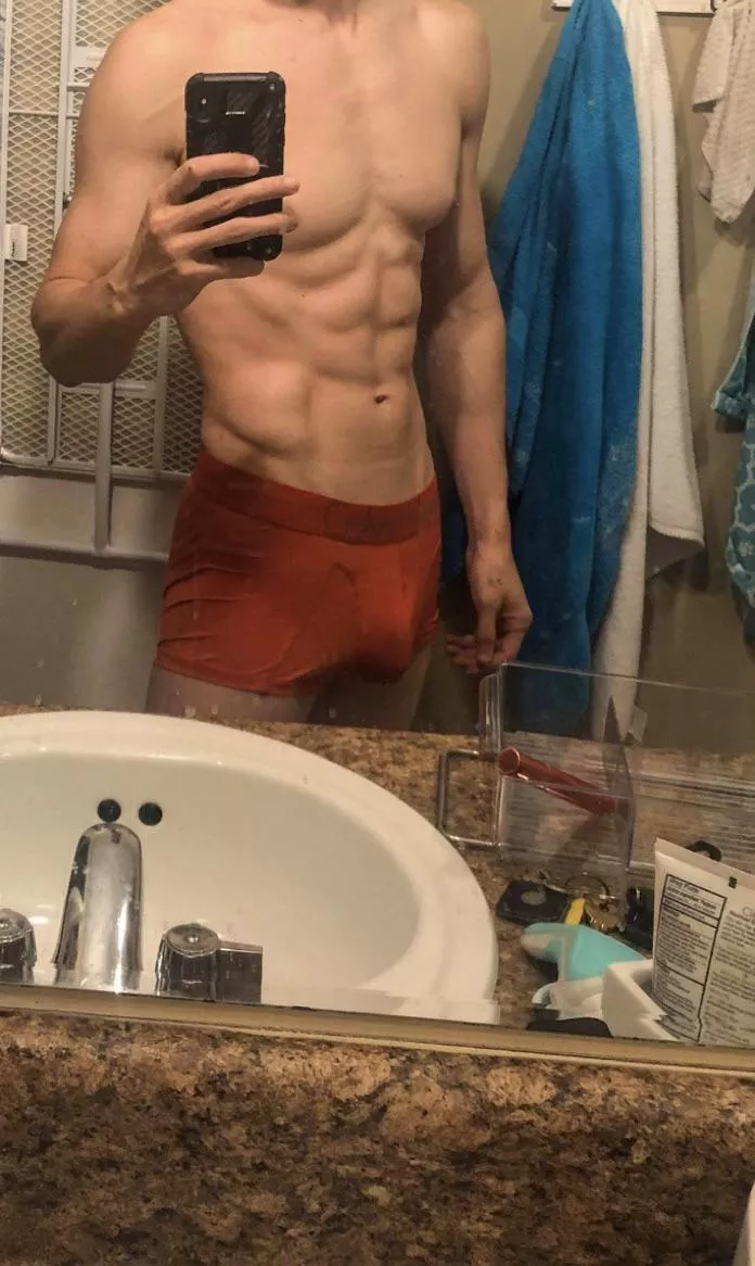 [M] Keep working out to stay lean