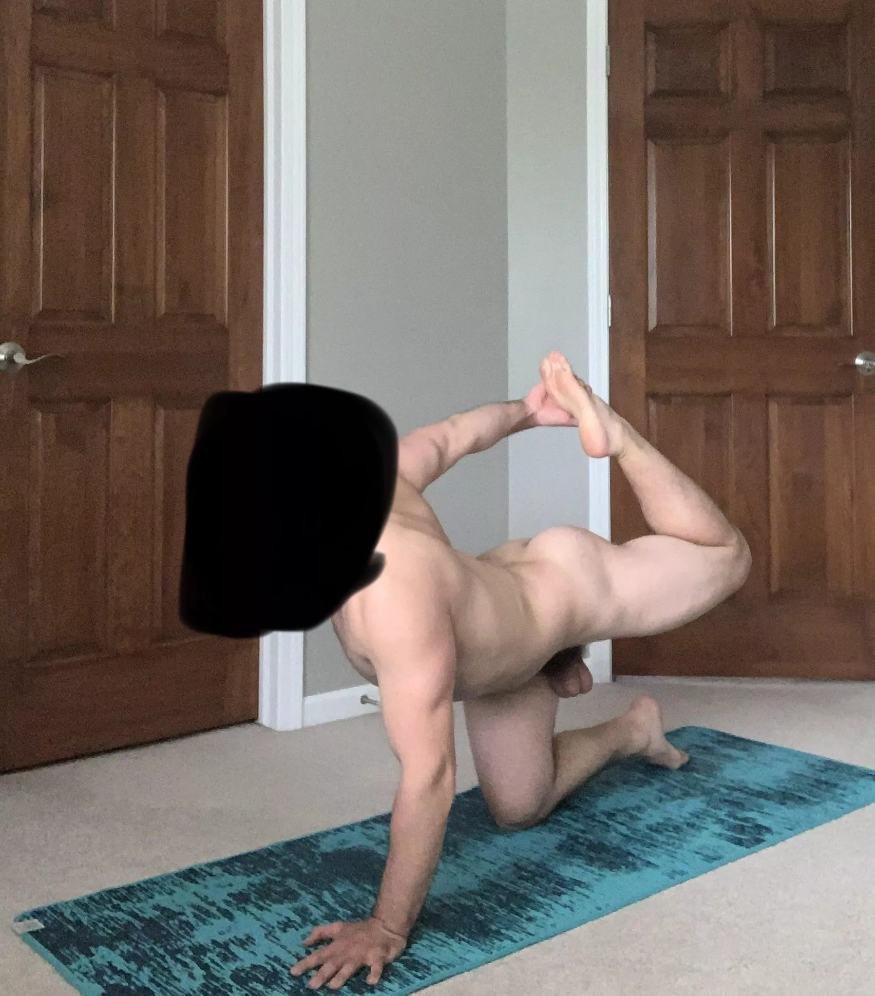 [M] Yoga to keep the body fresh!