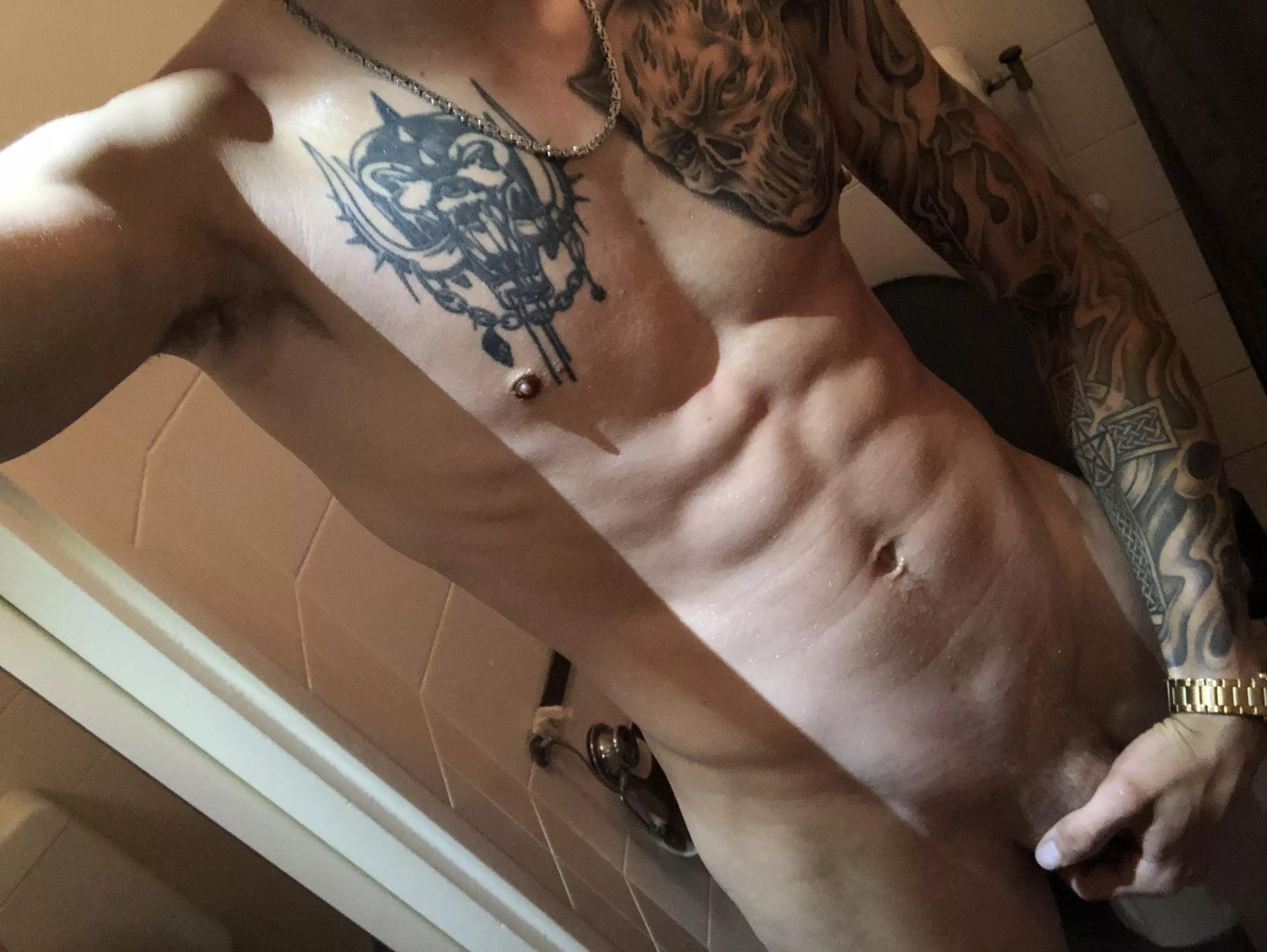 [M] Young dutch tattooed male like what you see? ;)