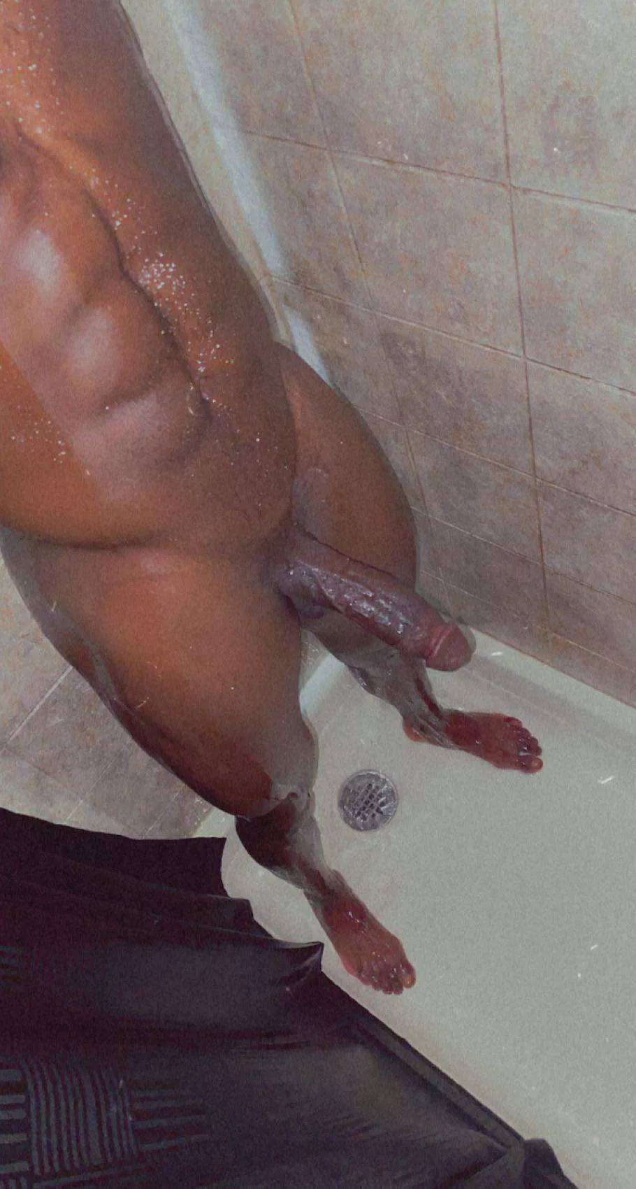 M4F. Throat this dick in the shower