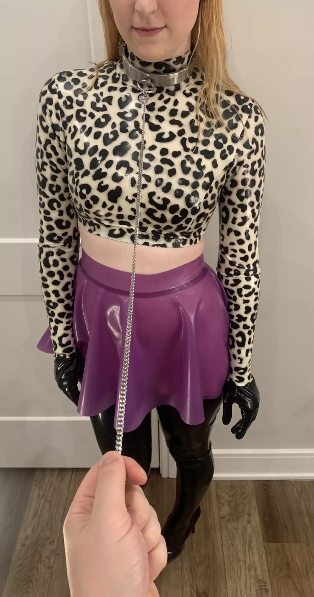 [M]aster keeps his latex [f]uckdoll on a short leash