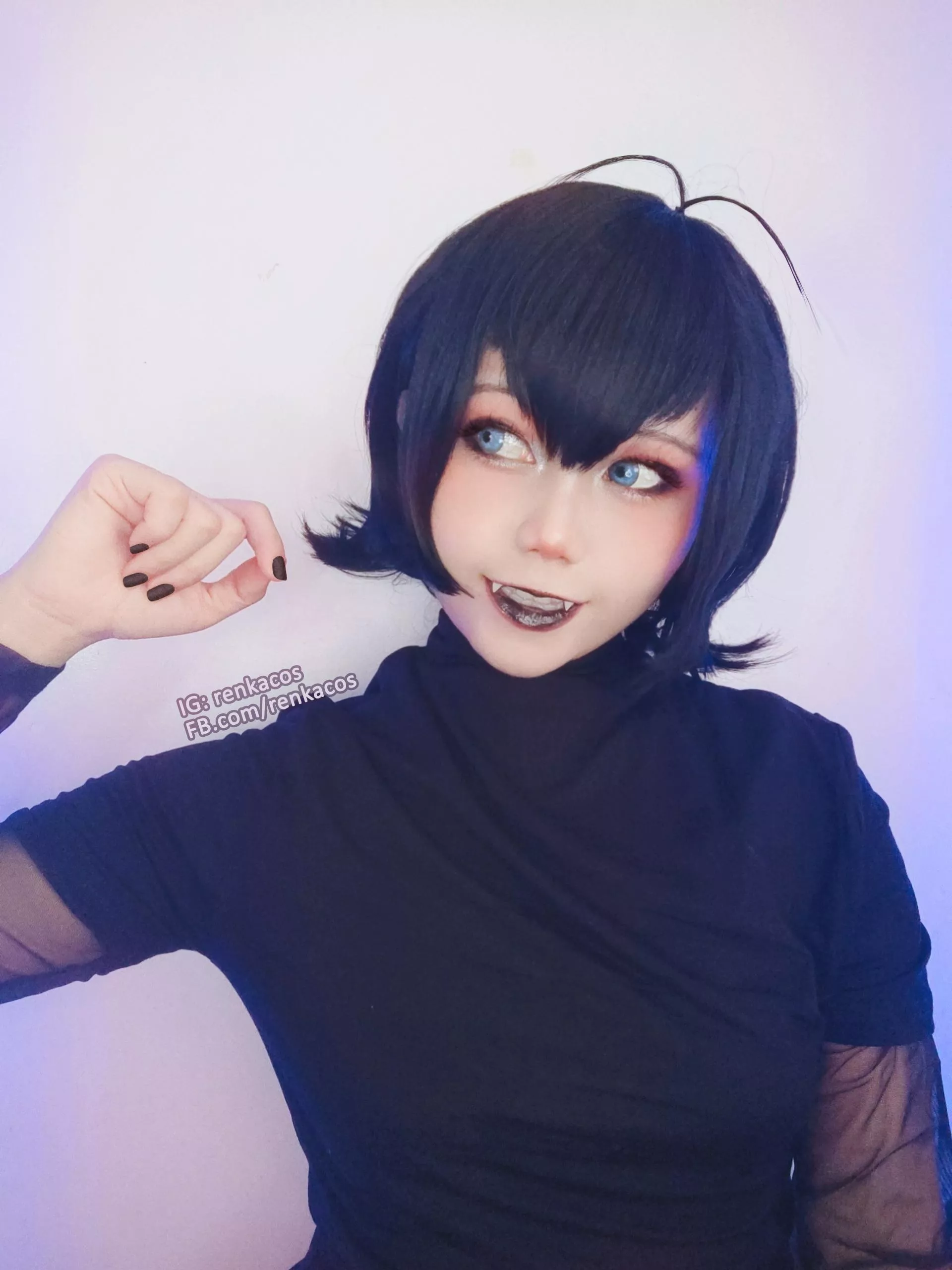 Mavis cosplay by renkacos. My first time trying on goth makeup as well!