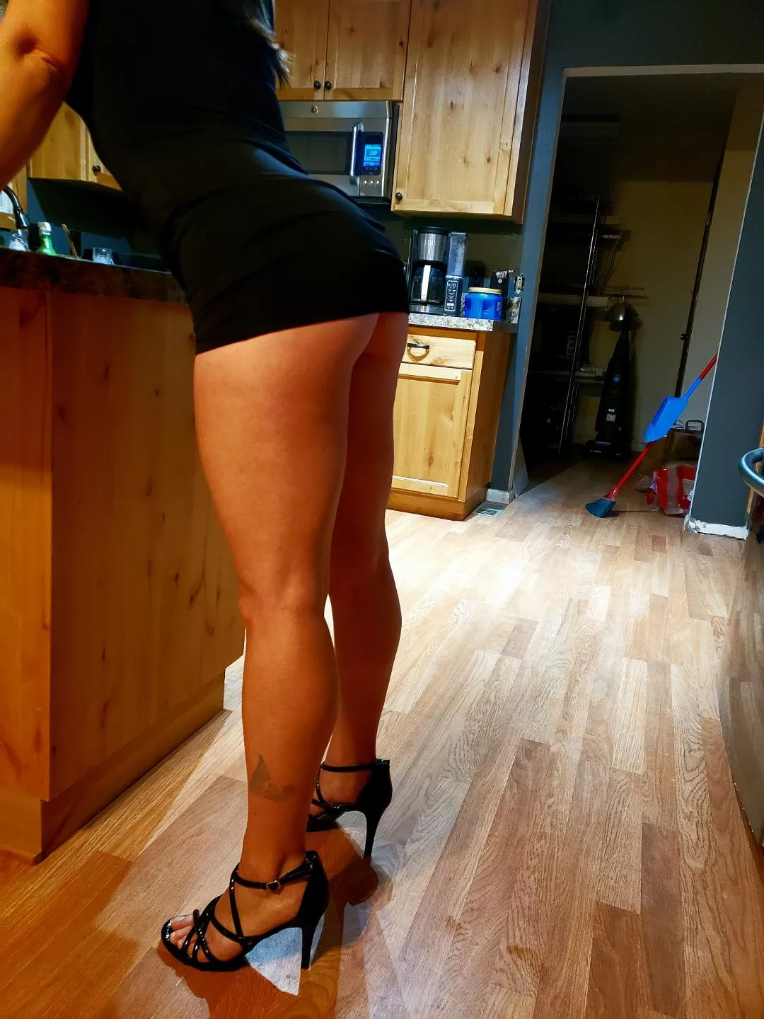 maybe you prefer me standing??? 39yo milf