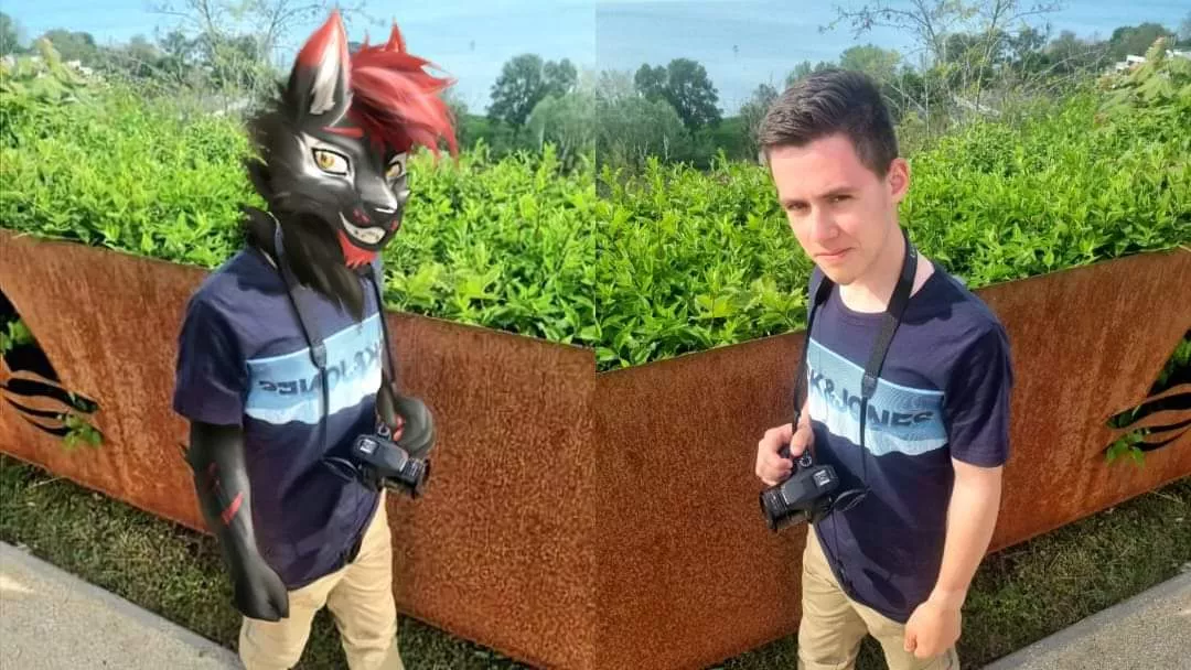 Me Vs Axel, my fursona !Tw: Face reveal!