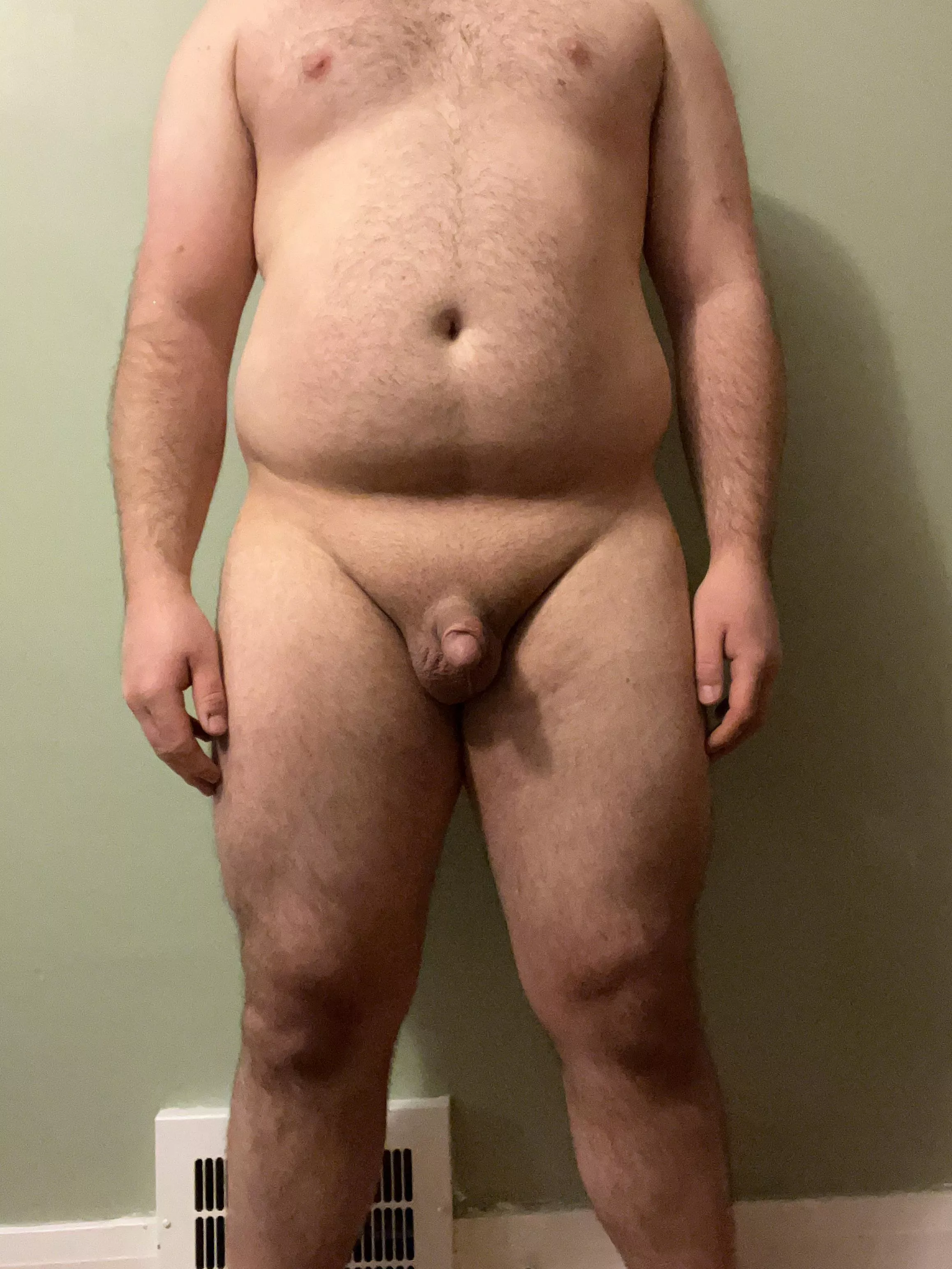 Men definitely have body image issues too. I feel like I always like how I look in the mirror, and hate it in photos. (M 34 213 5â€™6â€)