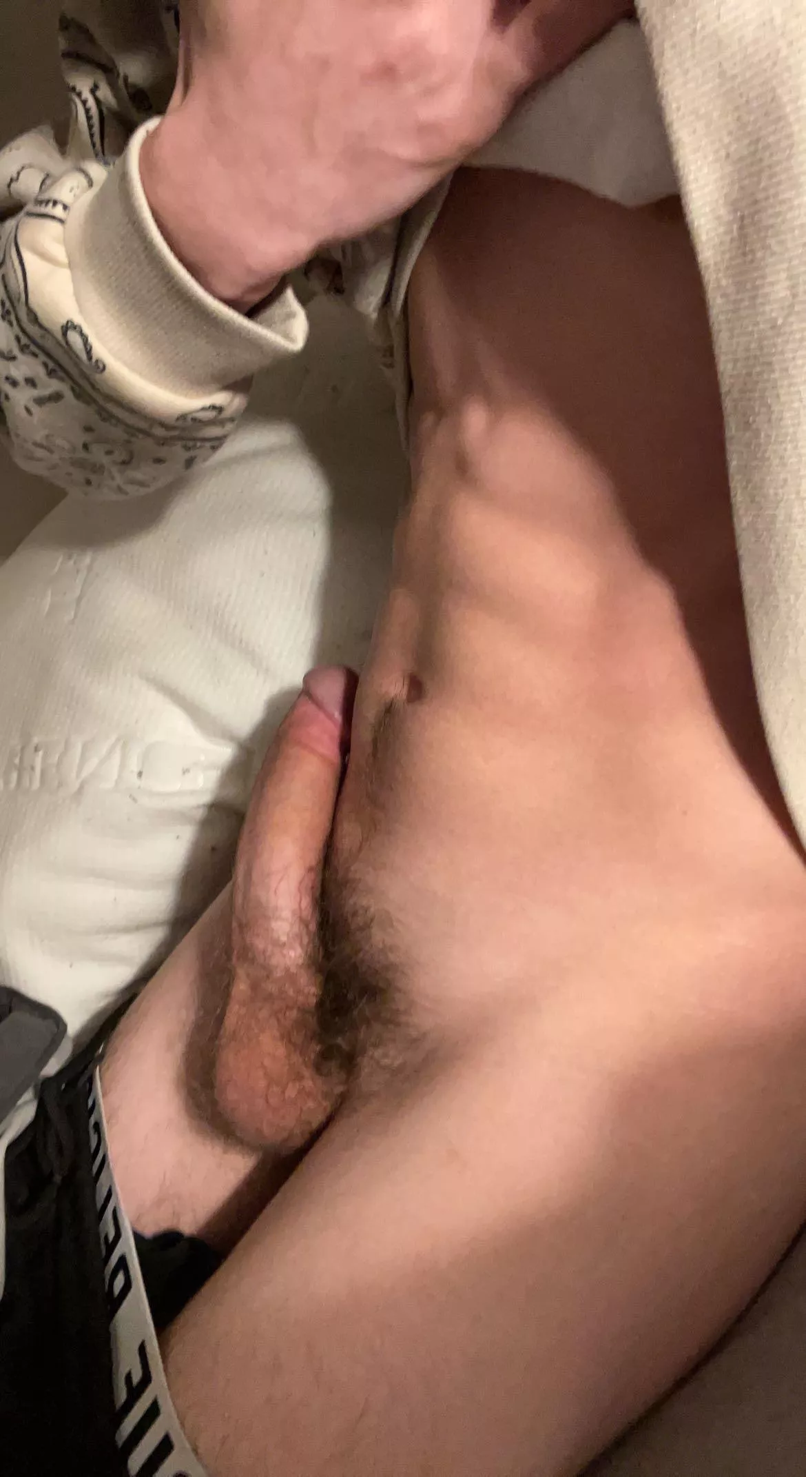 Message me if youâ€™d wanna help me use this giant cock. (18)