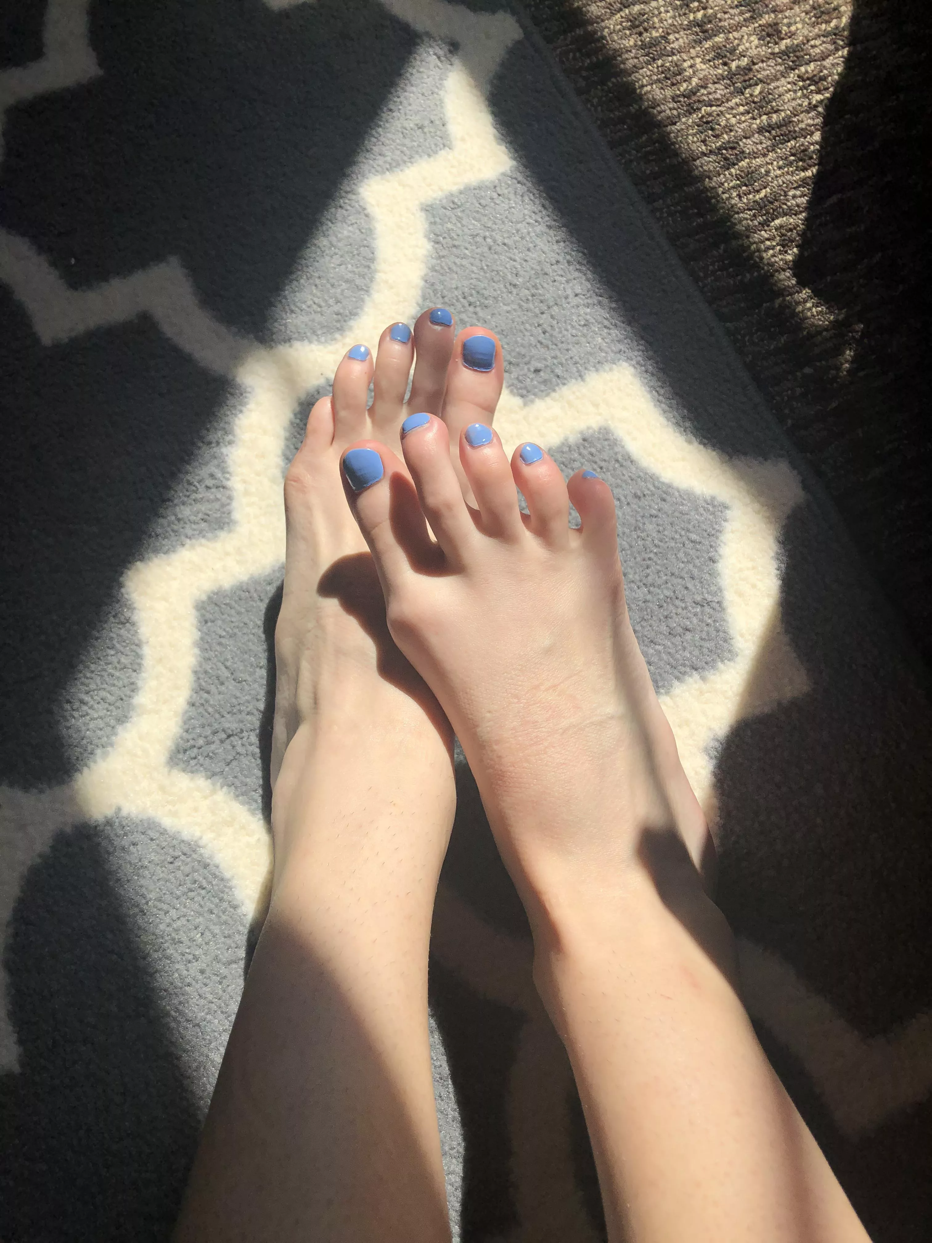 Midday toes