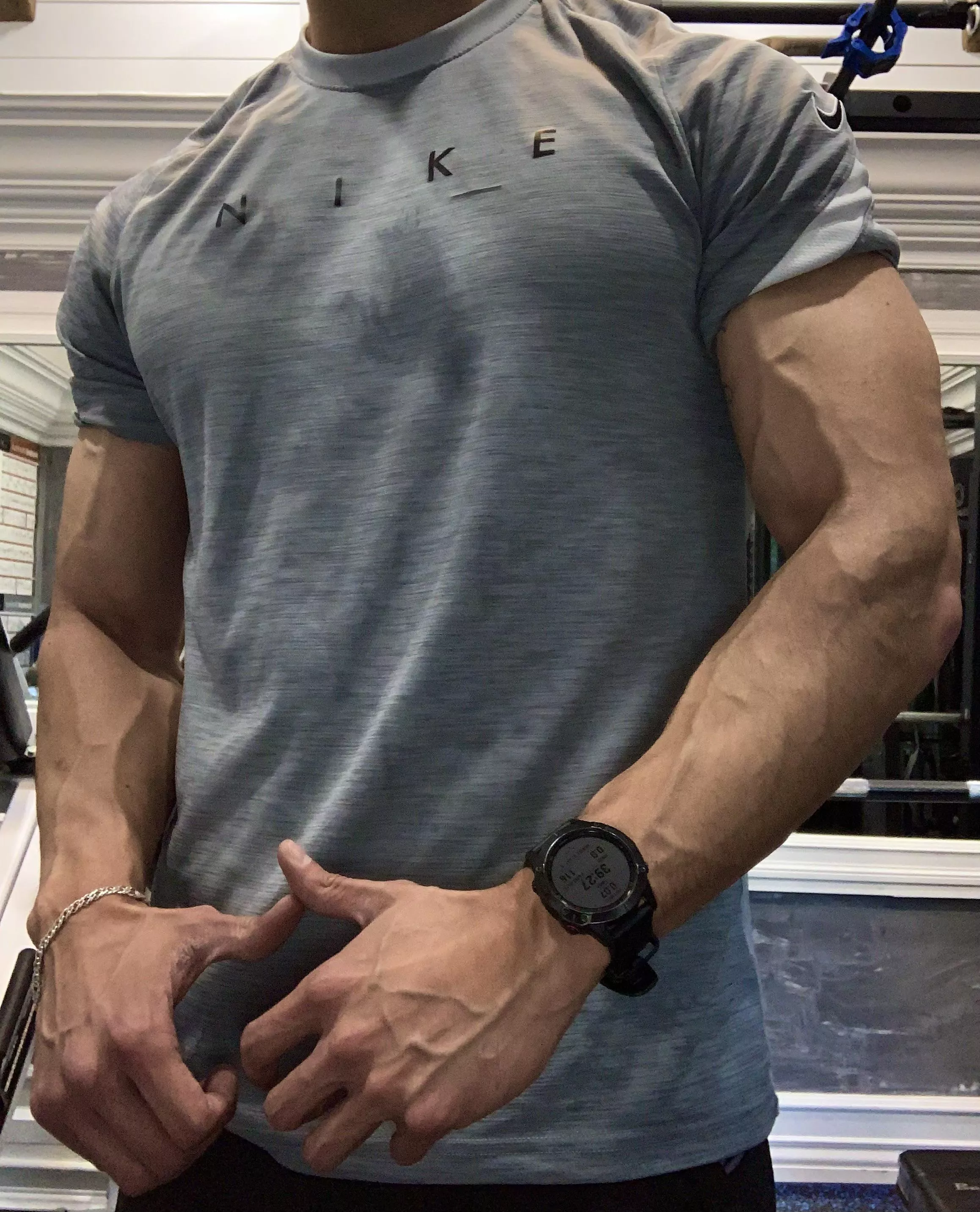 Mid-workout pump