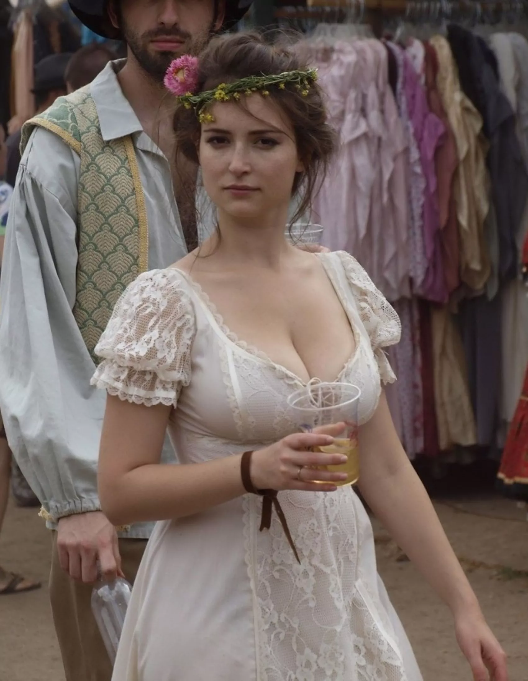 Milana Vayntrub