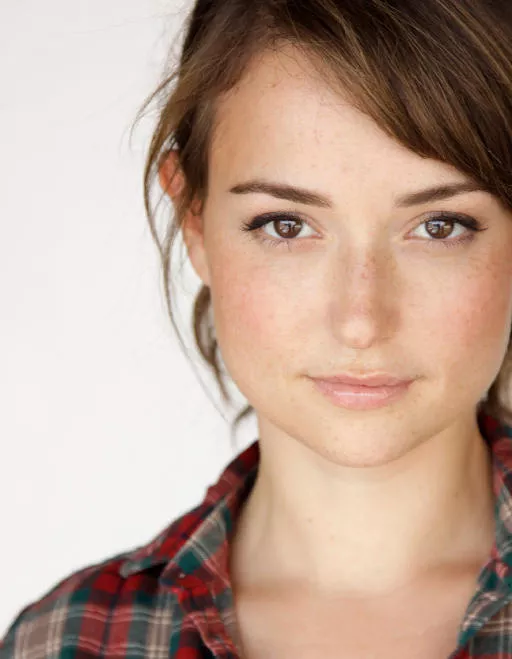 Milana Vayntrub