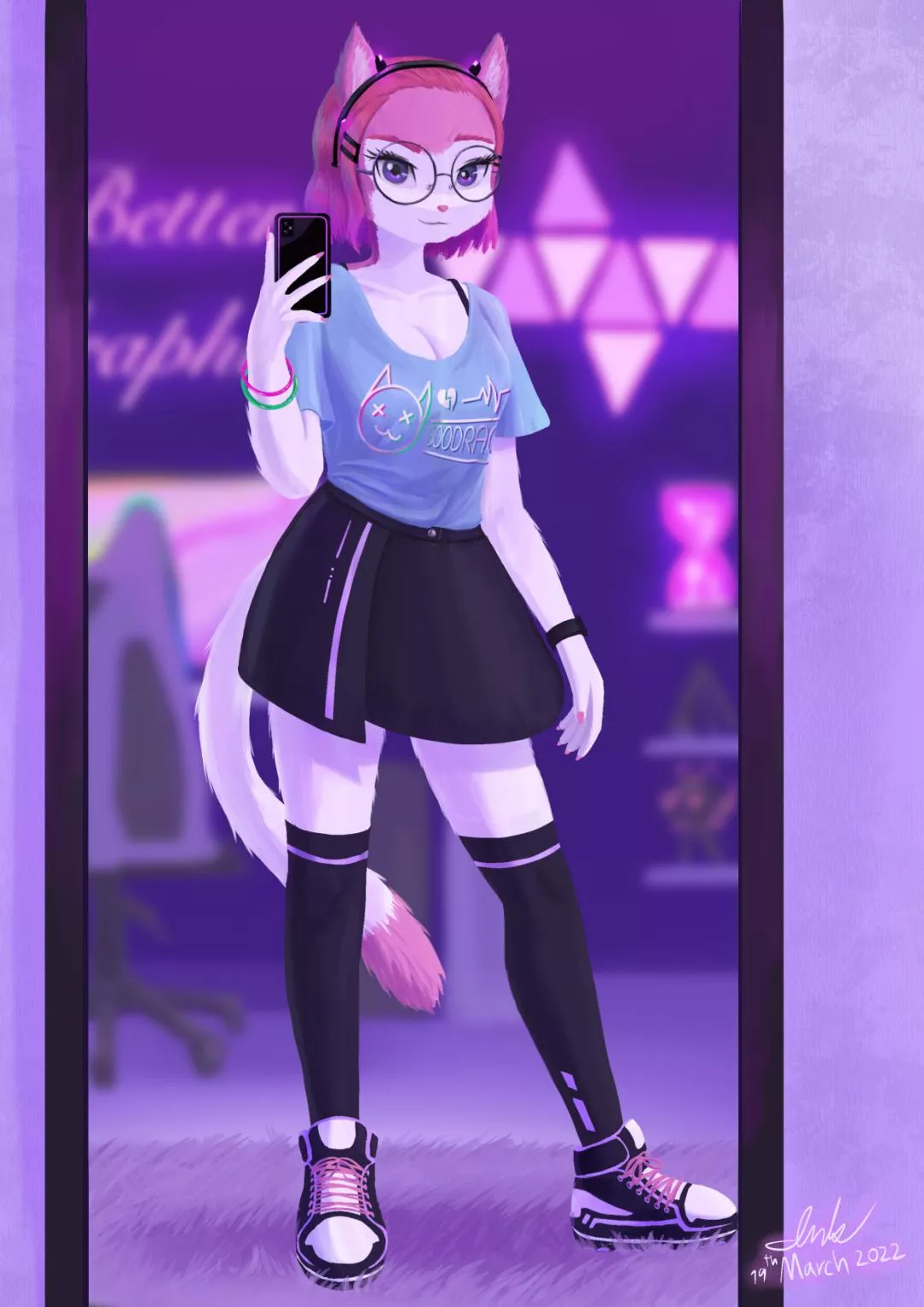 Mirror selfie of my OC Patty. (art by me)