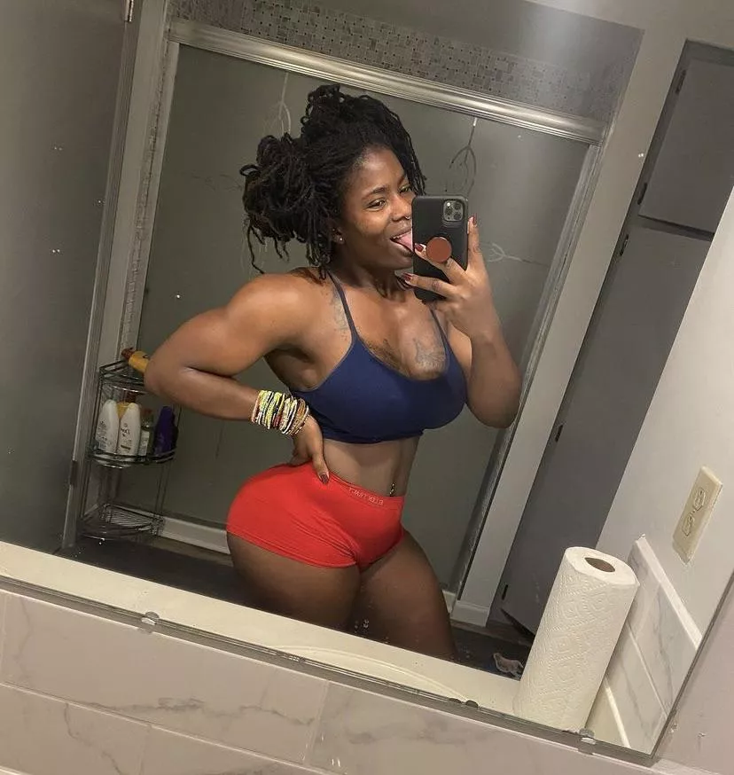 Mjafricalove - the definition of thick fit