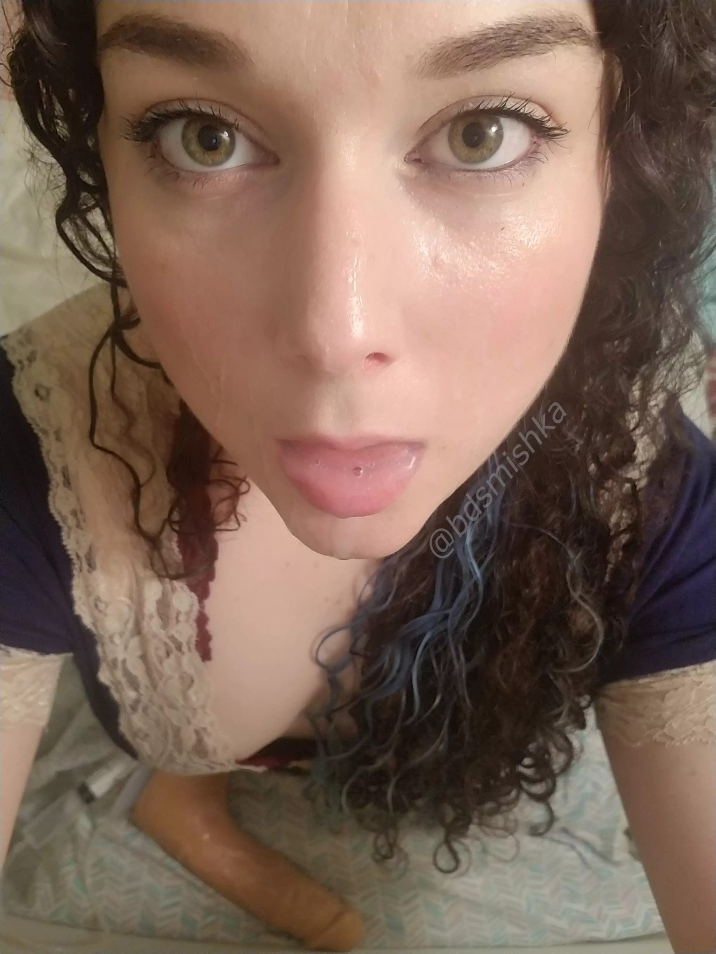 Mm, do I look pretty in your cum?