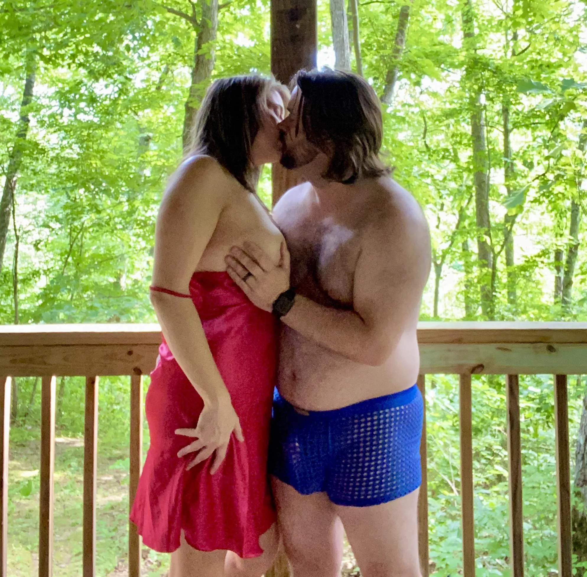 [M]ountain cabin sexy [F]un!