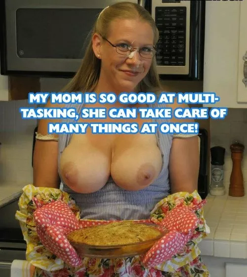 Multitasking Mamma