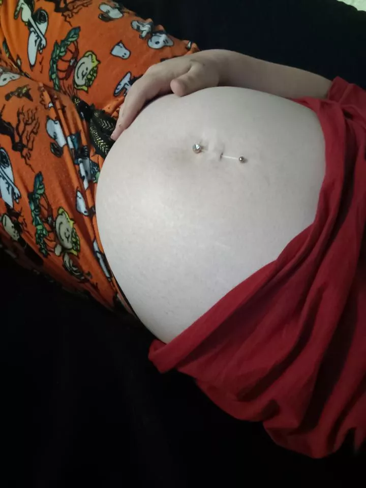 my belly button is flat now! getting so big â¤ï¸â¤ï¸â¤ï¸