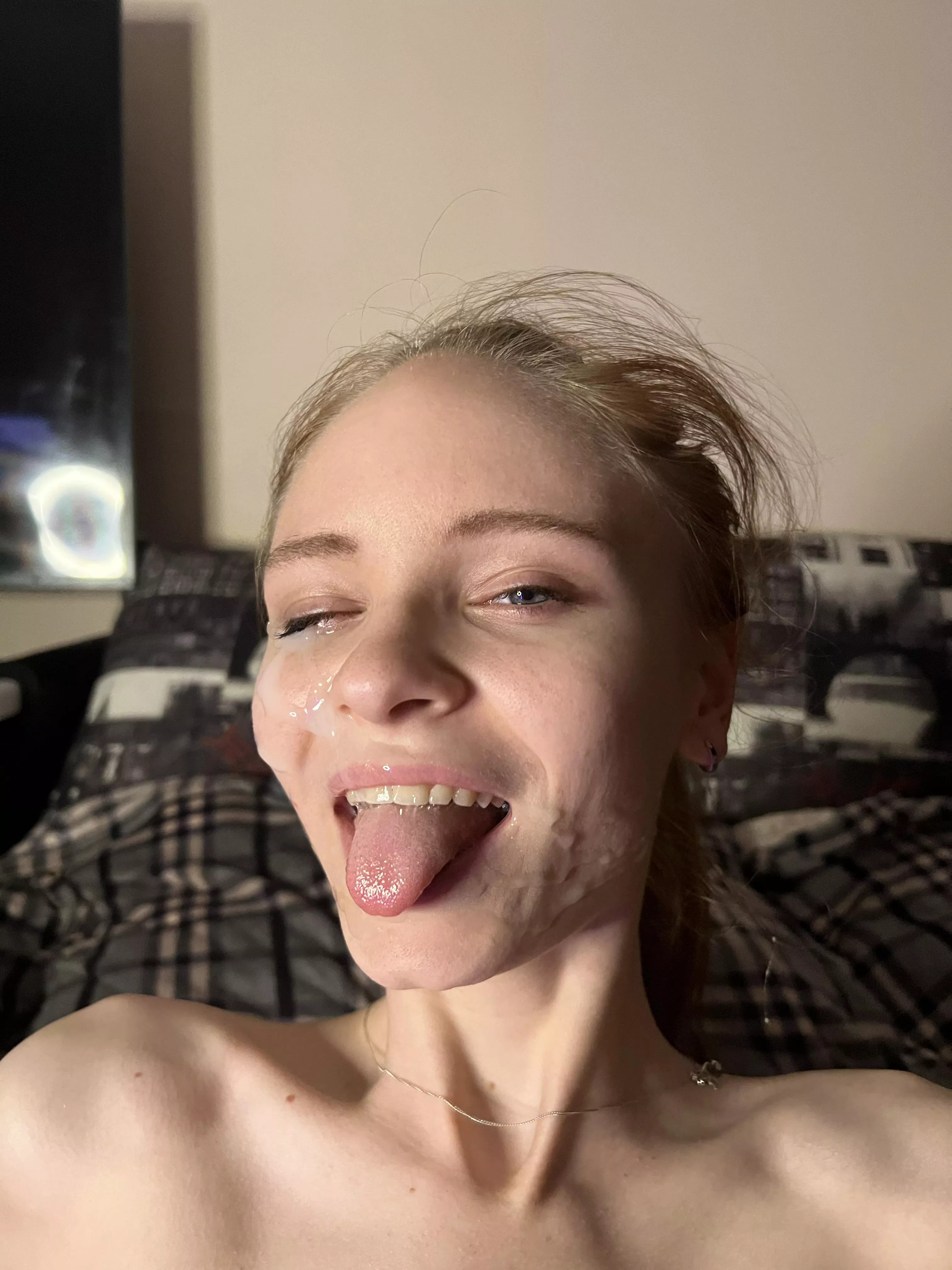 My best cum covered selfie , am i a happiest cumslut here? One eye got shoted but im always ready for more loads, so paint me like picasso.