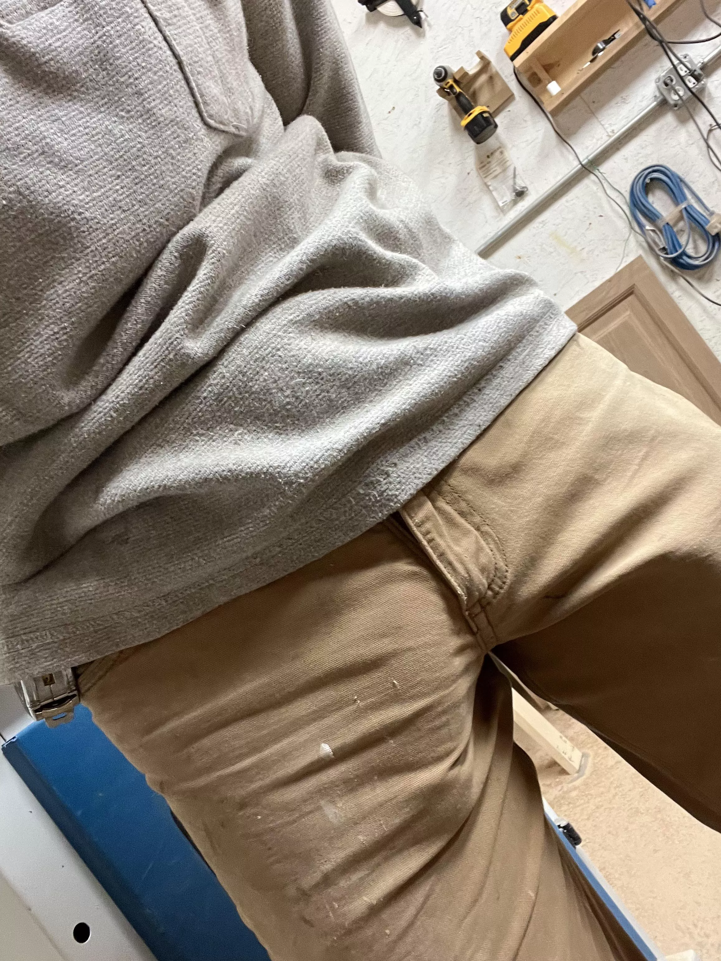 (M)y coworkers always whine about seeing my bulge 🤷🏽‍♂️ sorry bout it