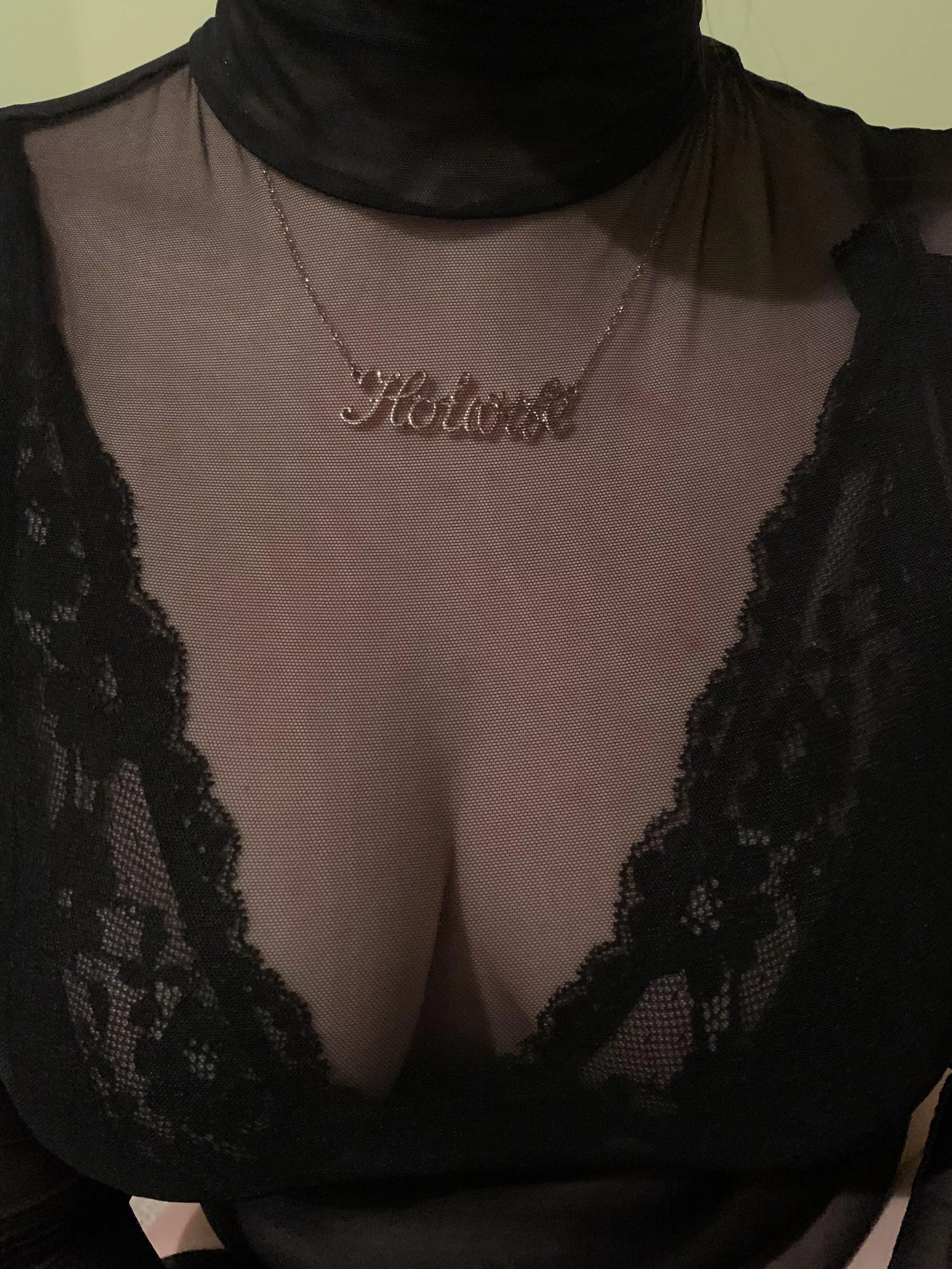 My hotwife cleavage