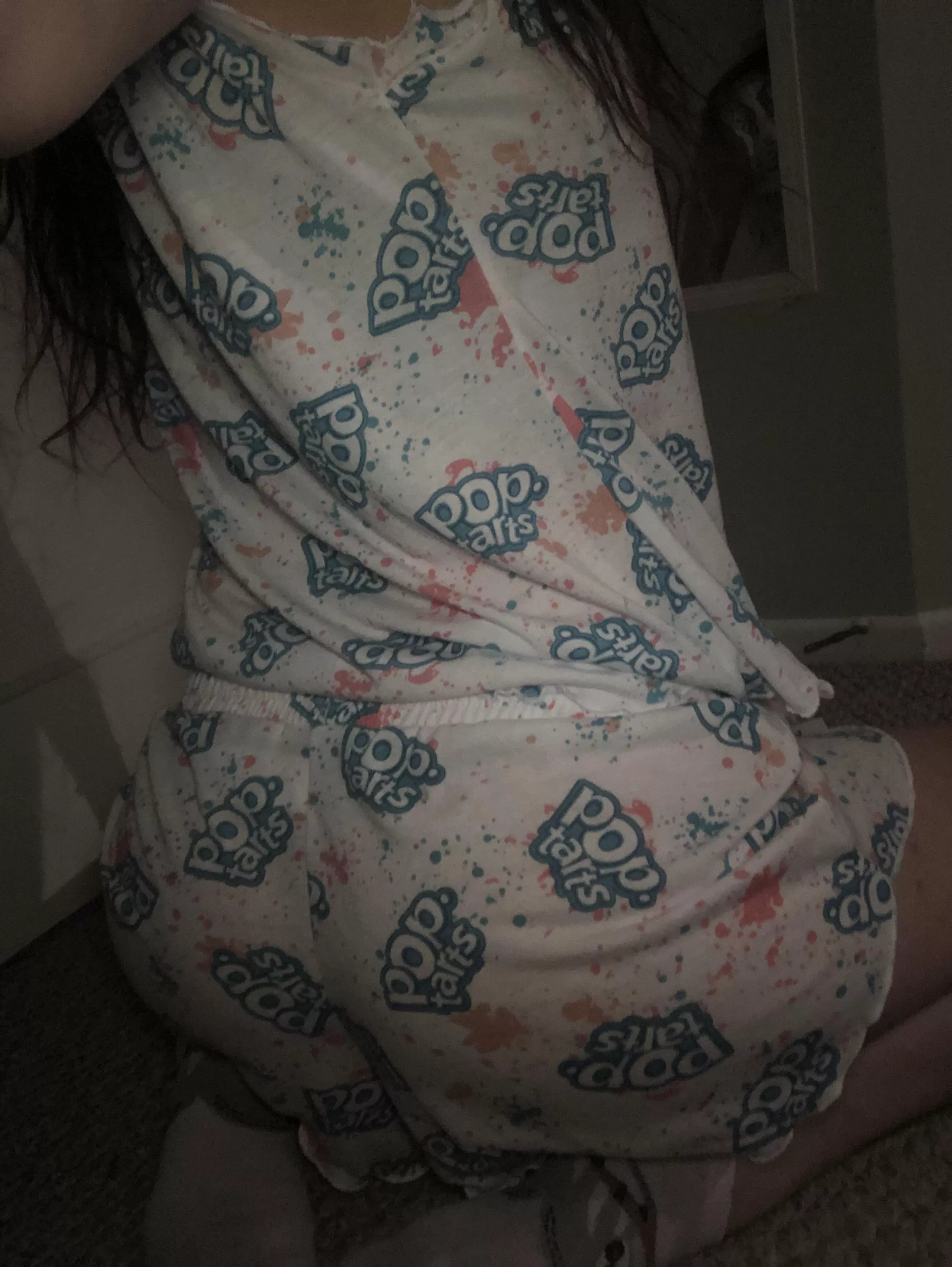 My new pajamas don’t do my ass justice 😋