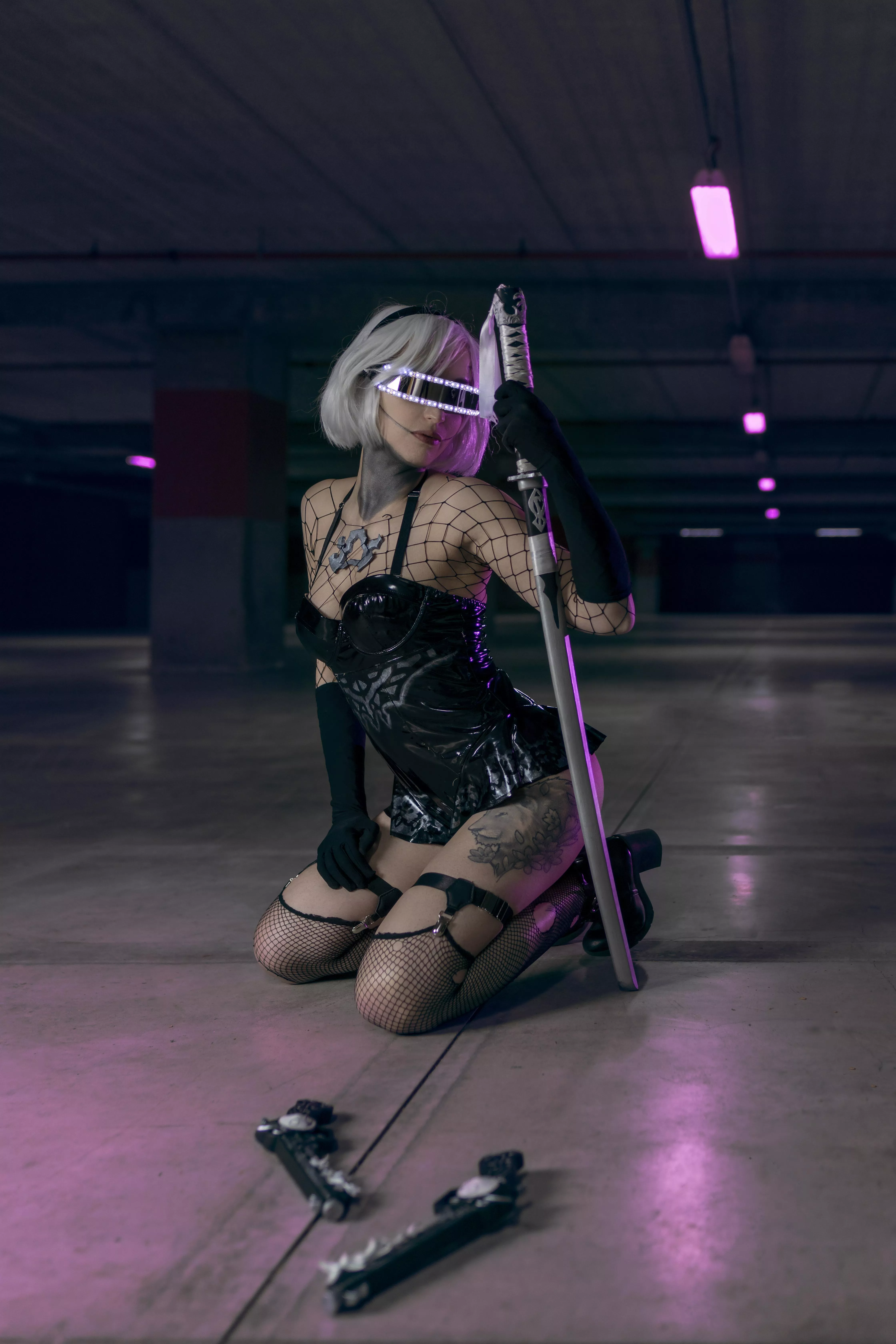 My Nier Automata x Cyberpunk 2077 cosplay (ely.mango)