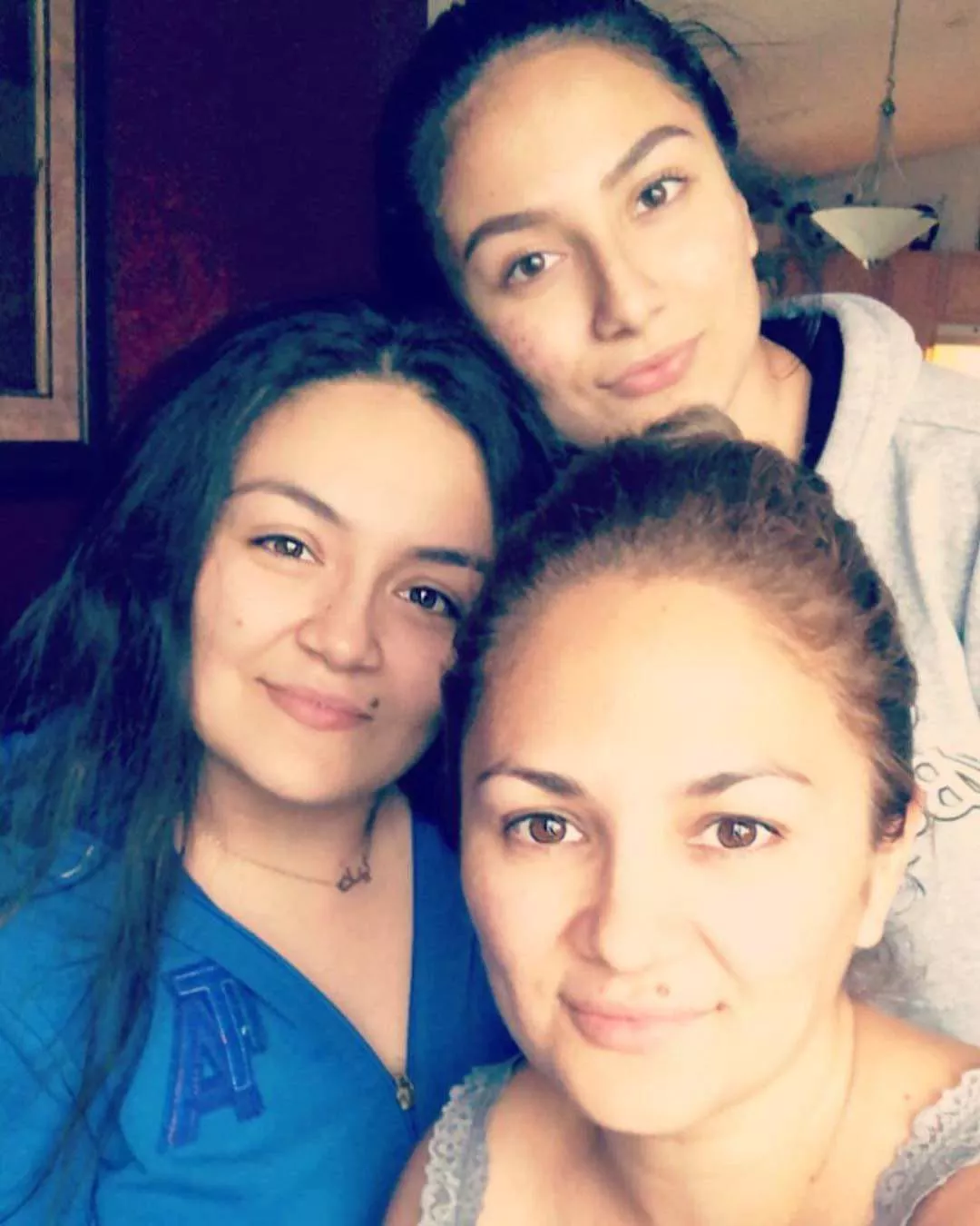 My sexy family ðŸ’¦ whoâ€™s face would you cum on?