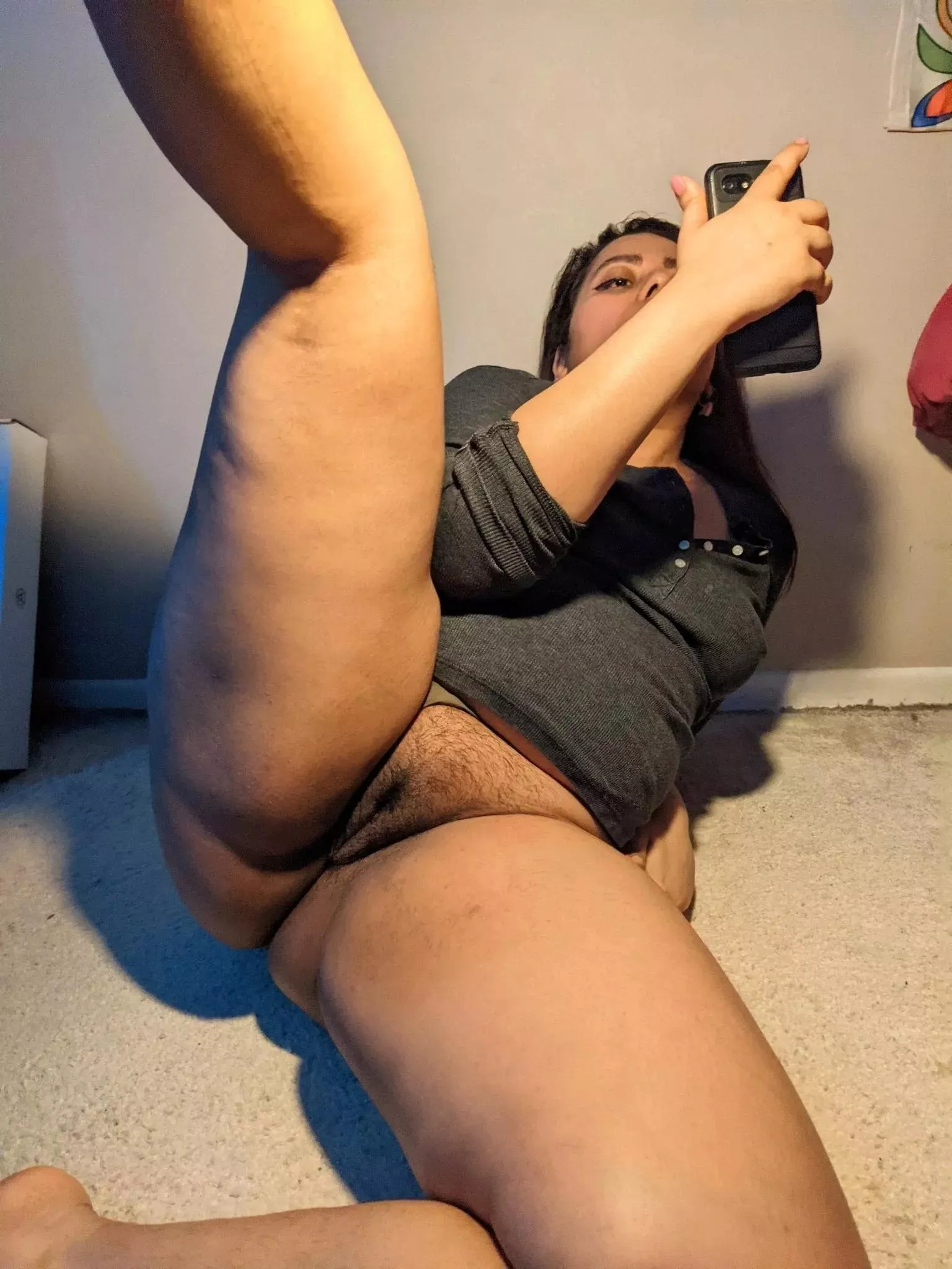 My tight muslim pussy is a free use slut and she wants to be used by you ;) ($5 No PPV OnlyFans in Comments)