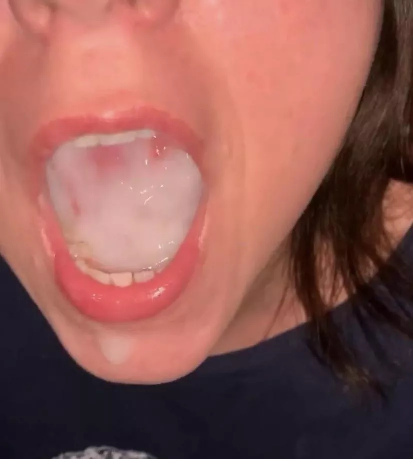 My wife loves my massive mouthful cumshots. She swallows every time.