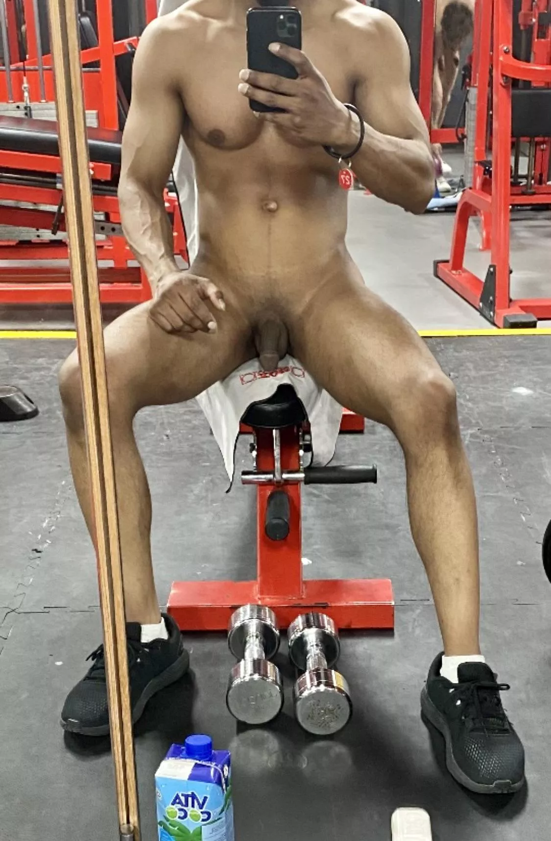 Naked workout at the gym! Show some love and I’ll upload the videos!