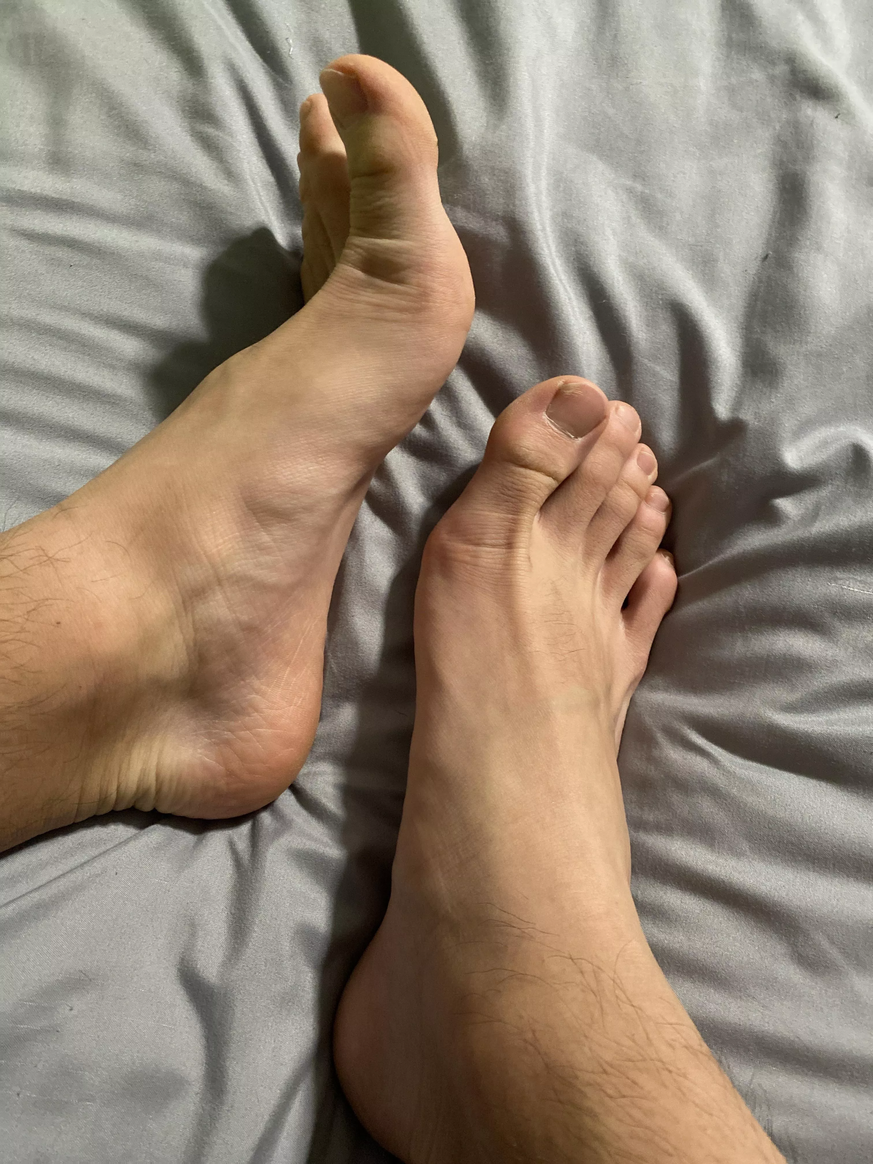 Need my sweaty and sore feet rubbed, maybe add some special lotion to go with that ;) PM me to video chat and jerk to them