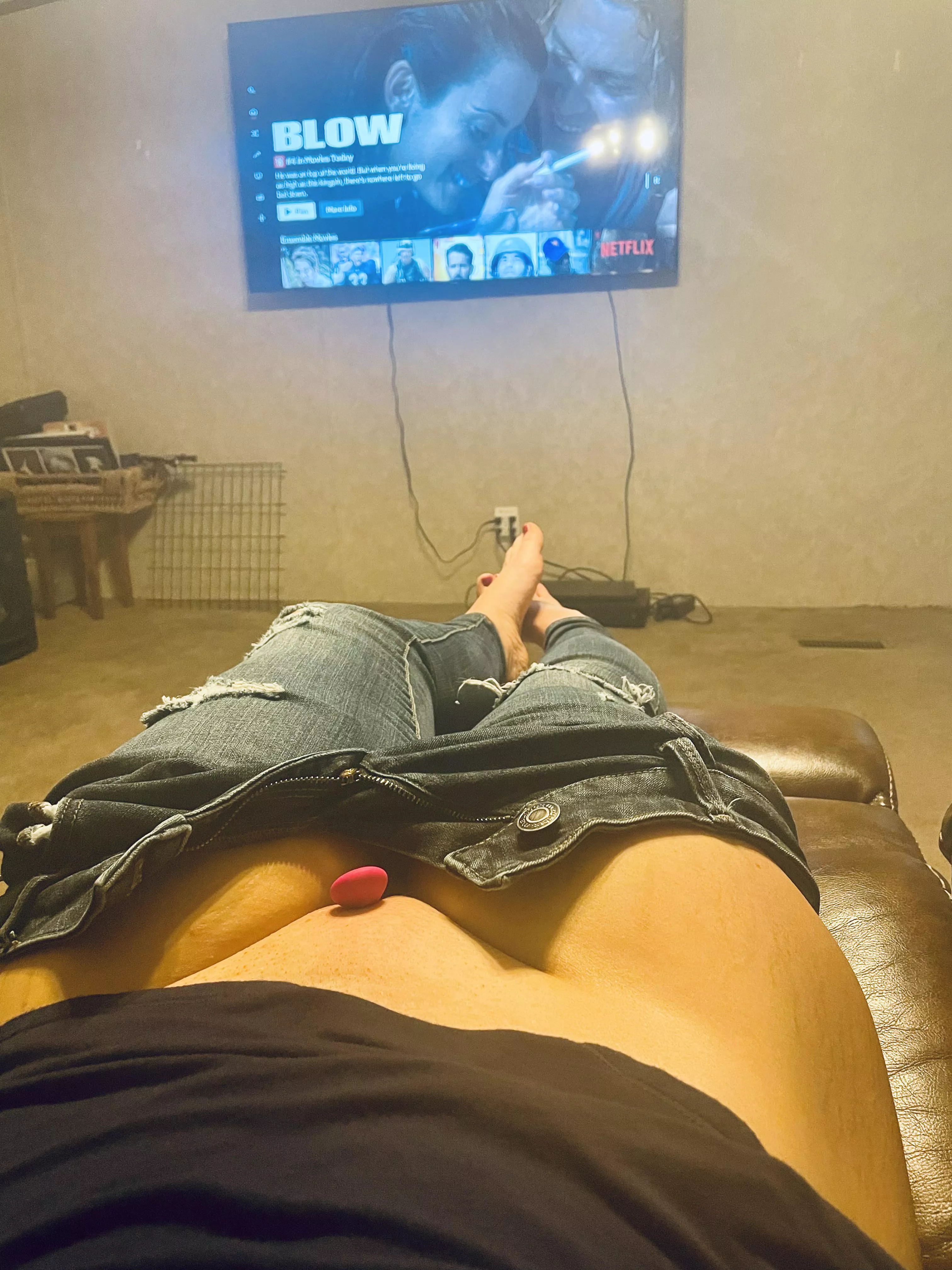 Netflix and chill alone on a (F)riday night kind of sucks