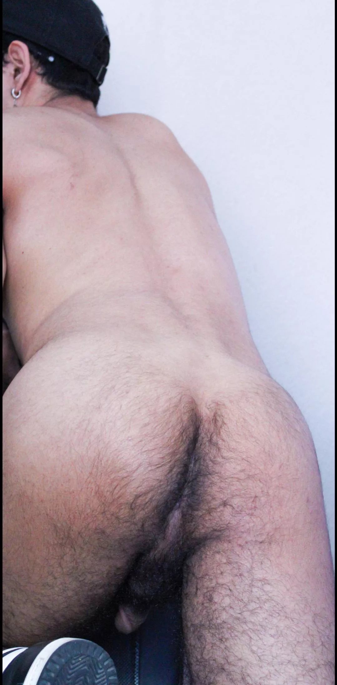 New here, are hairy asses appreciated?