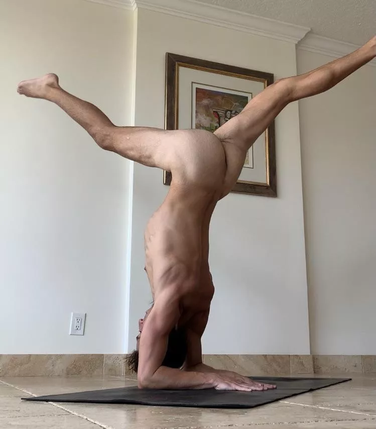 New to Reddit. Whatâ€™s up yogis?