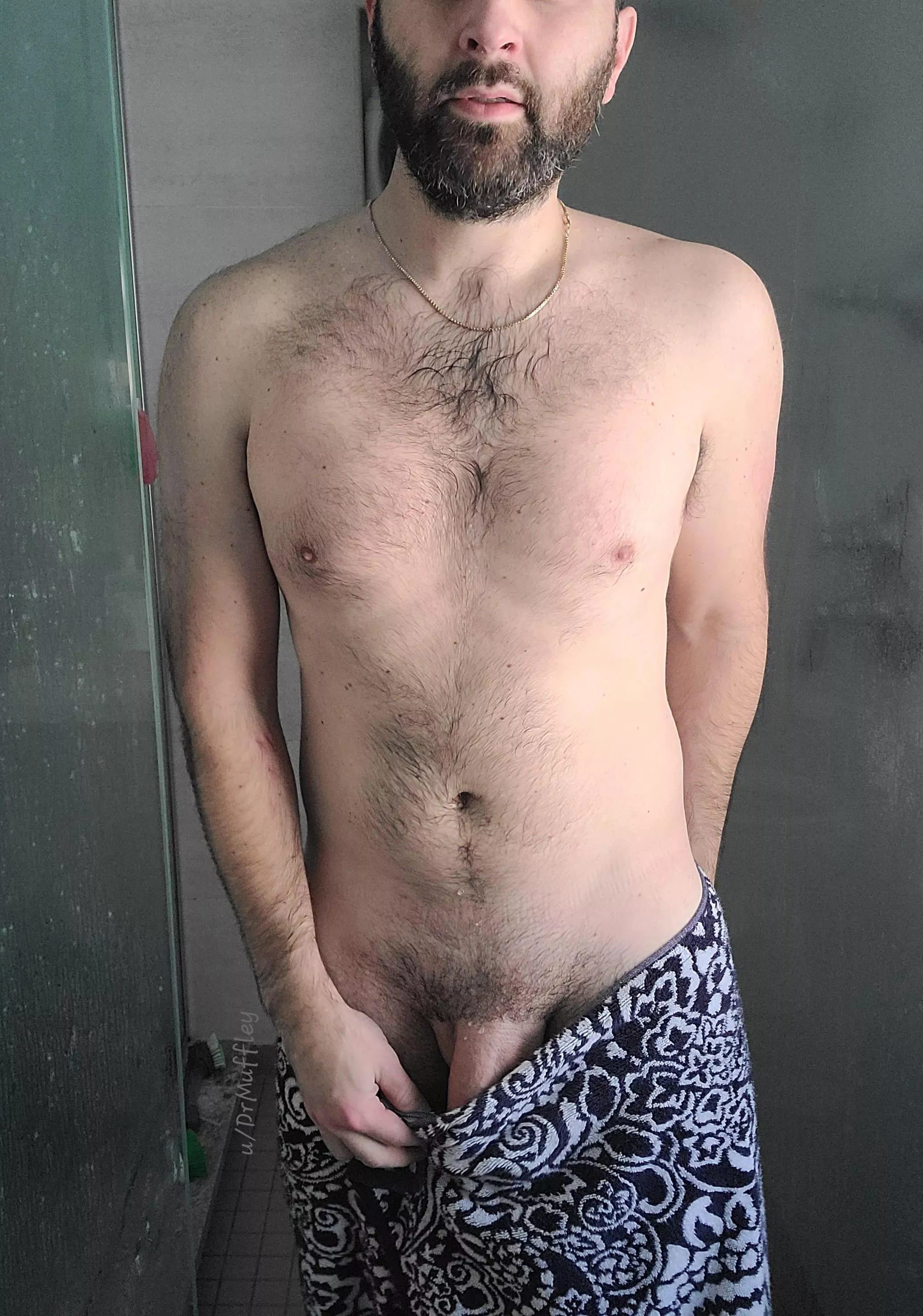 No foolin'! Should I lose the towel? (M39)