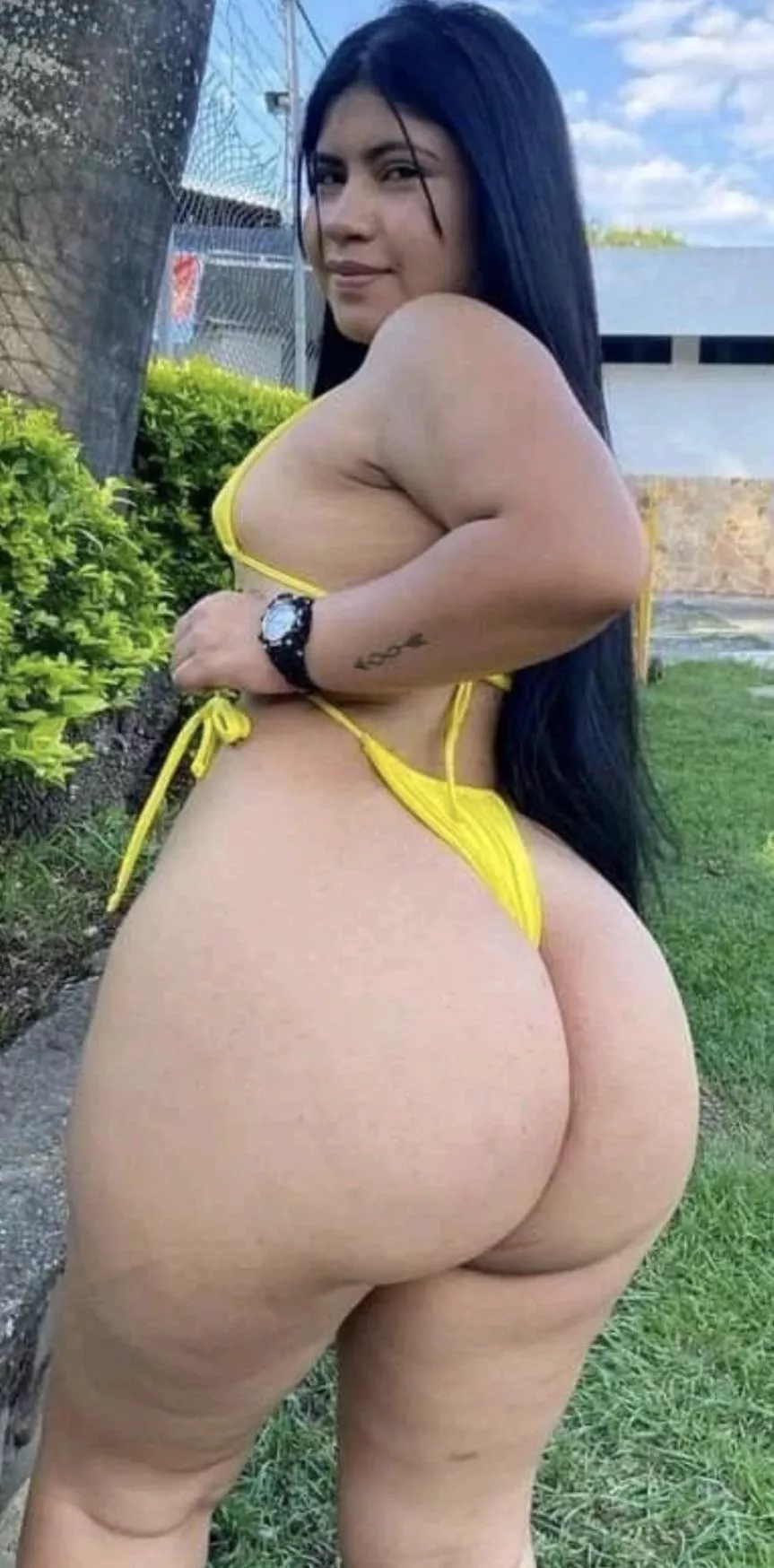 No tits but ass on point