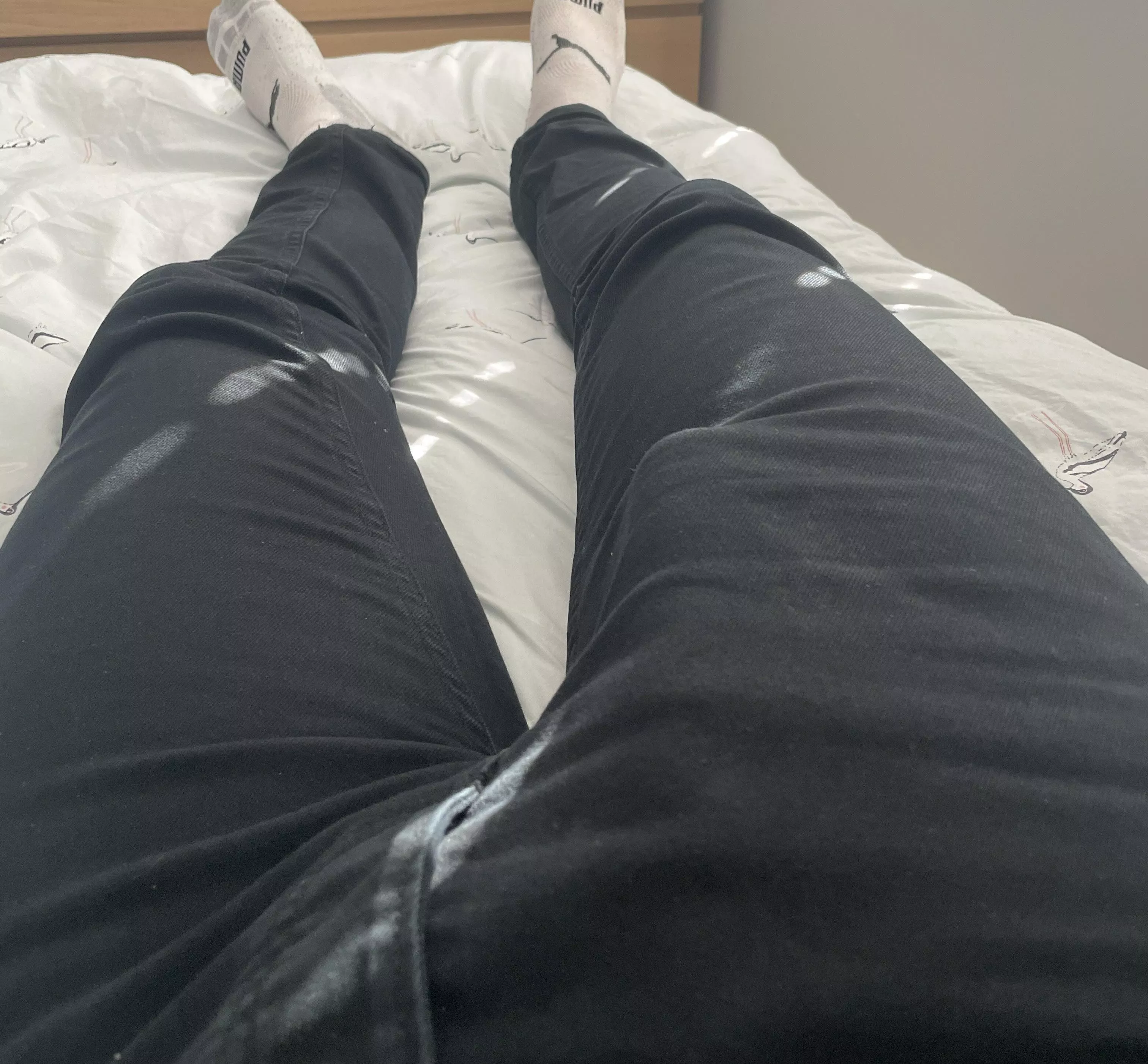 Not sure skinny jeans are my thing, give me a follow each day into the weekend a layer comes off, let me know if you want to see