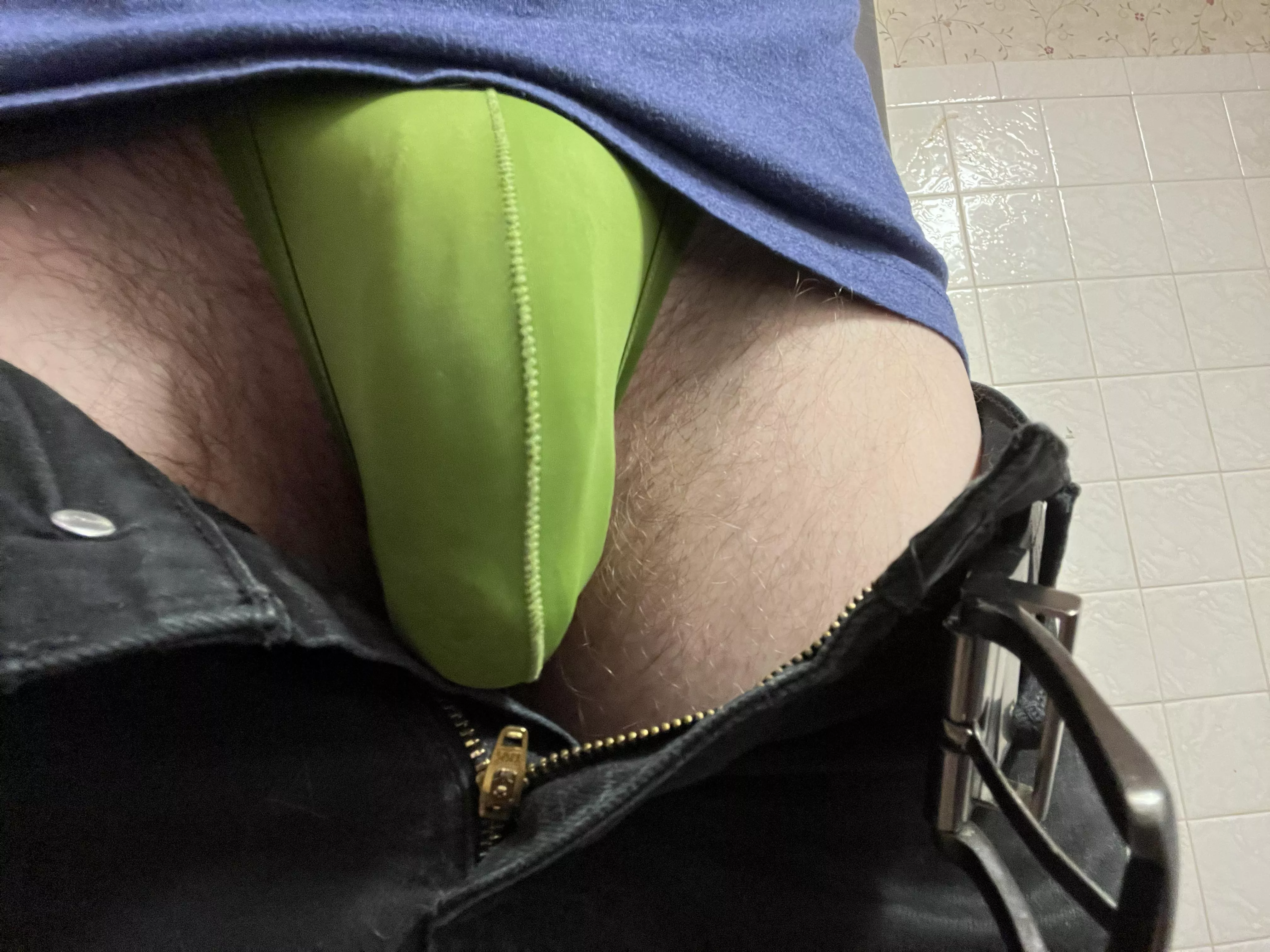 Nothing quite like a bulging jock at work