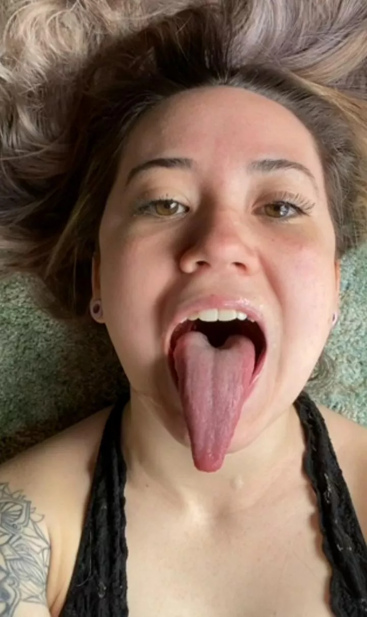 Open Wide cum inside