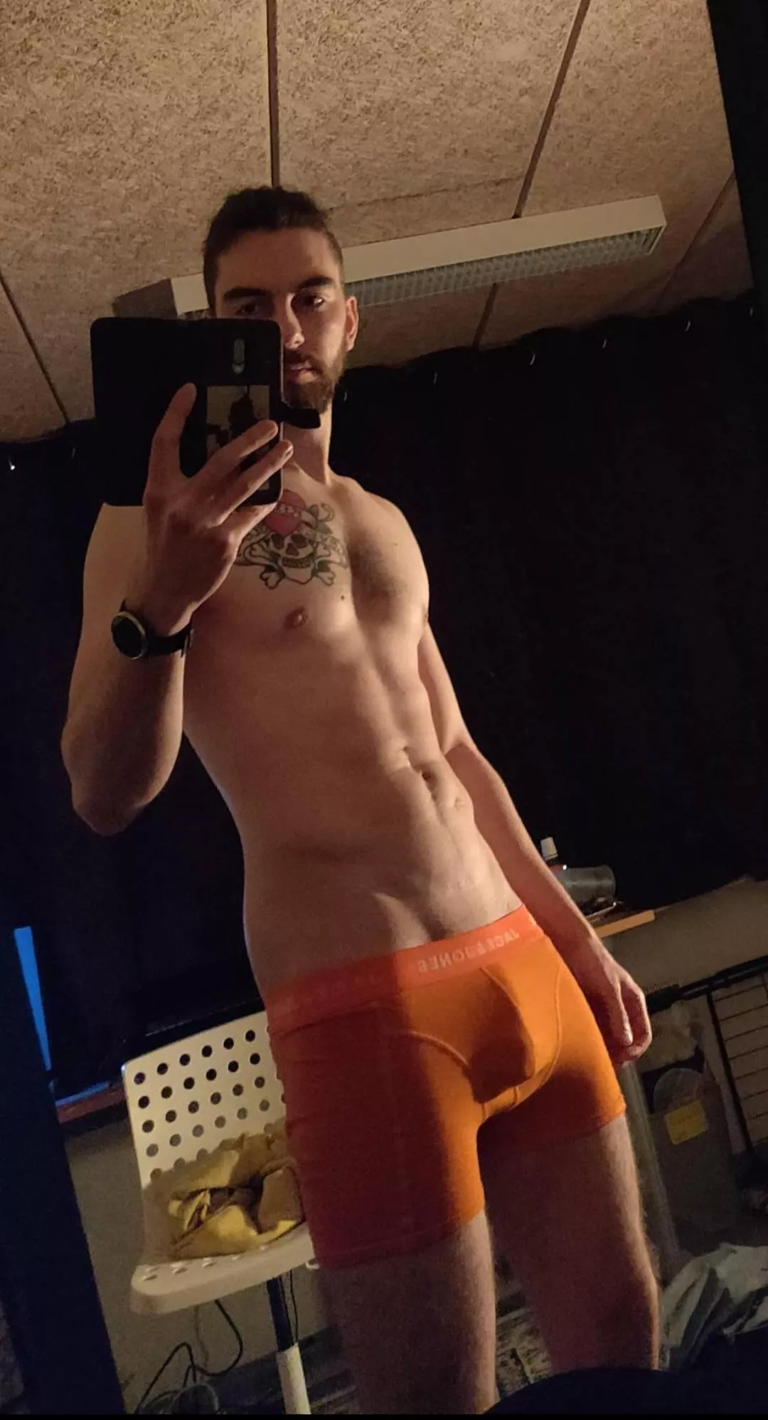 Orange bulge