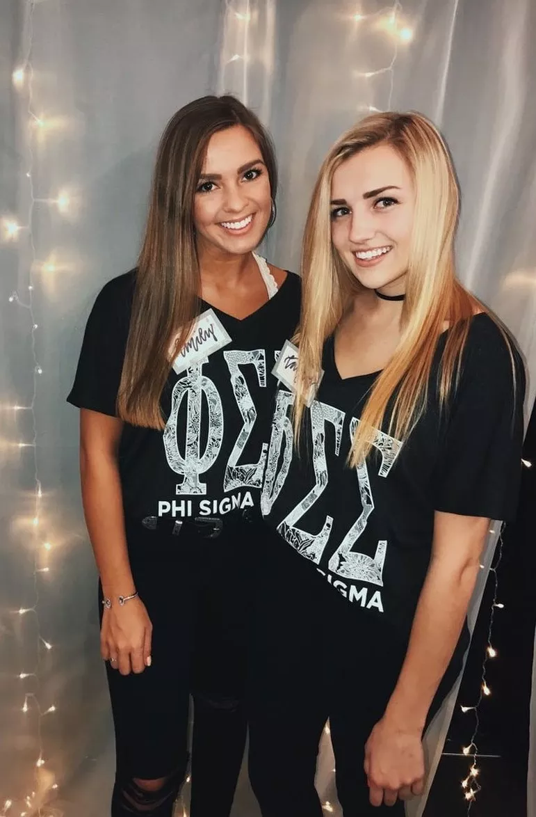 Phi Sig Sig - Left Or Right?