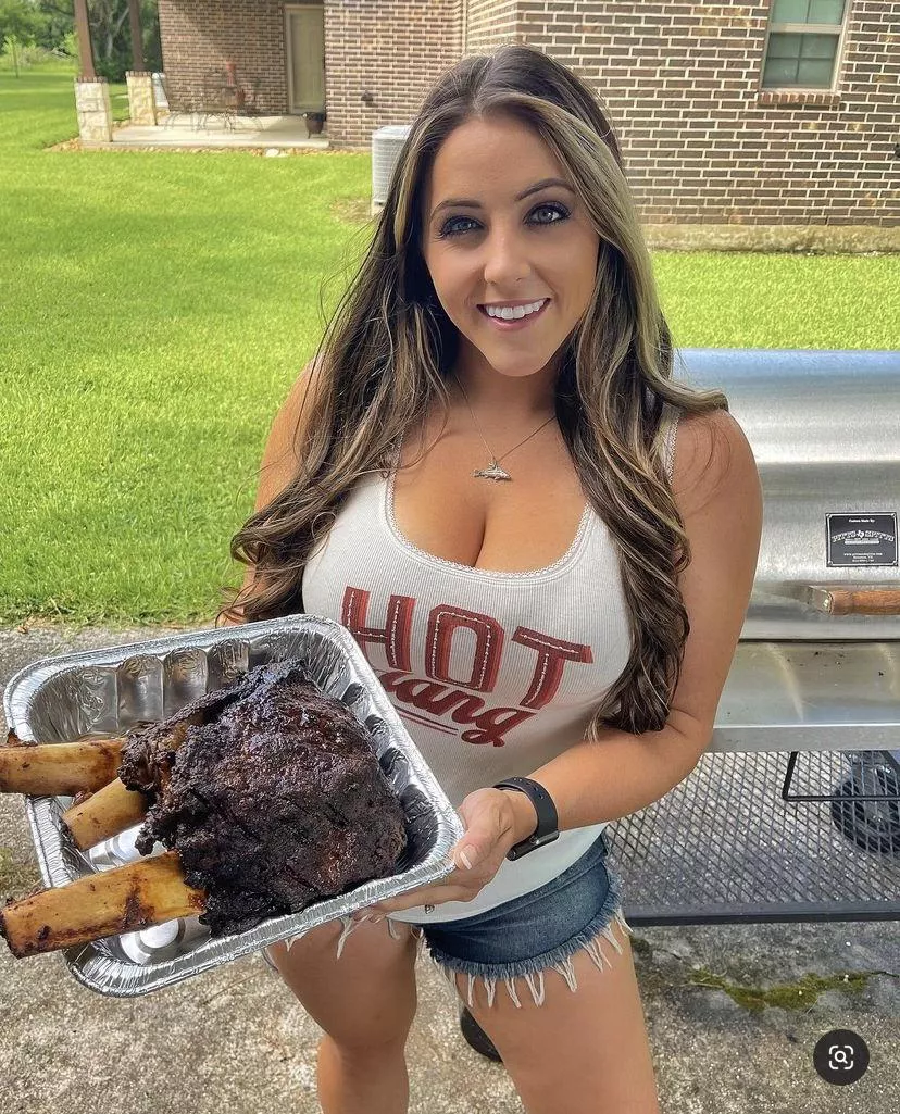 Pick one: Ribs or Boobs? [2]