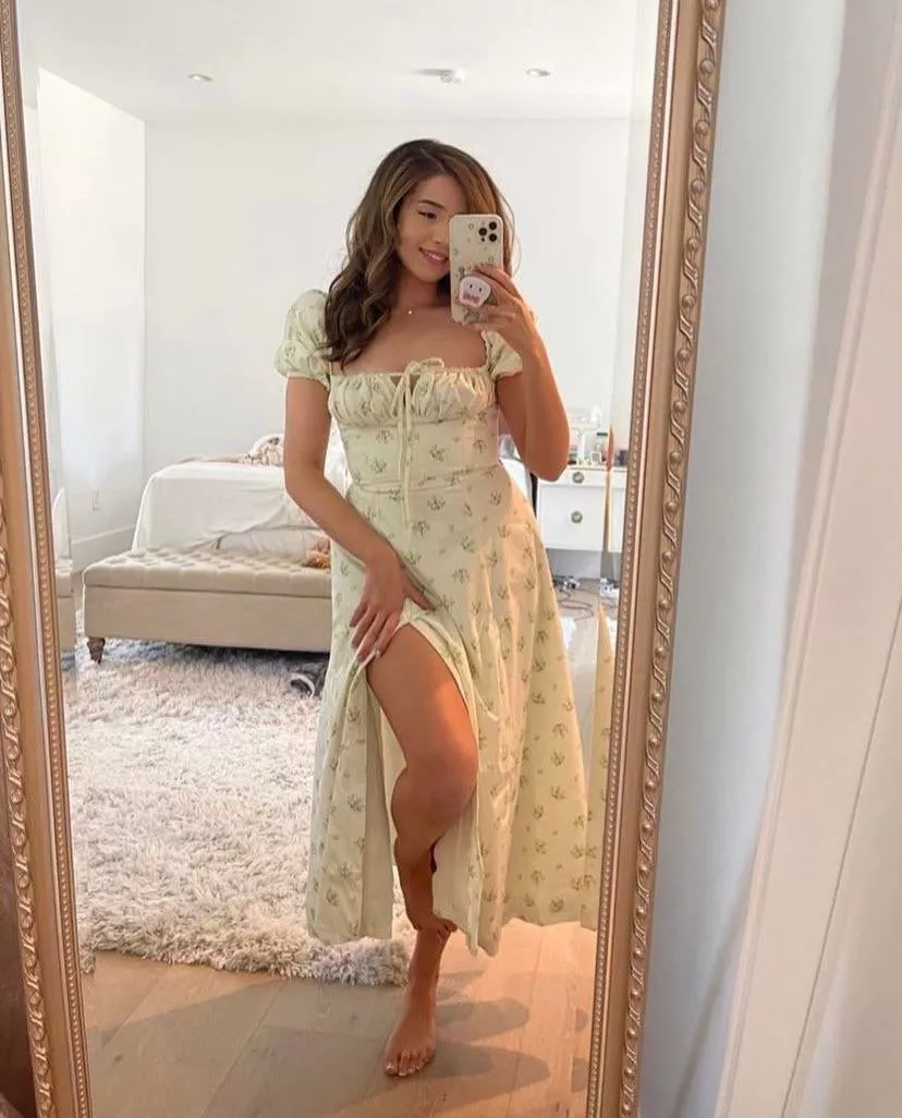 Pokimane is just too fine